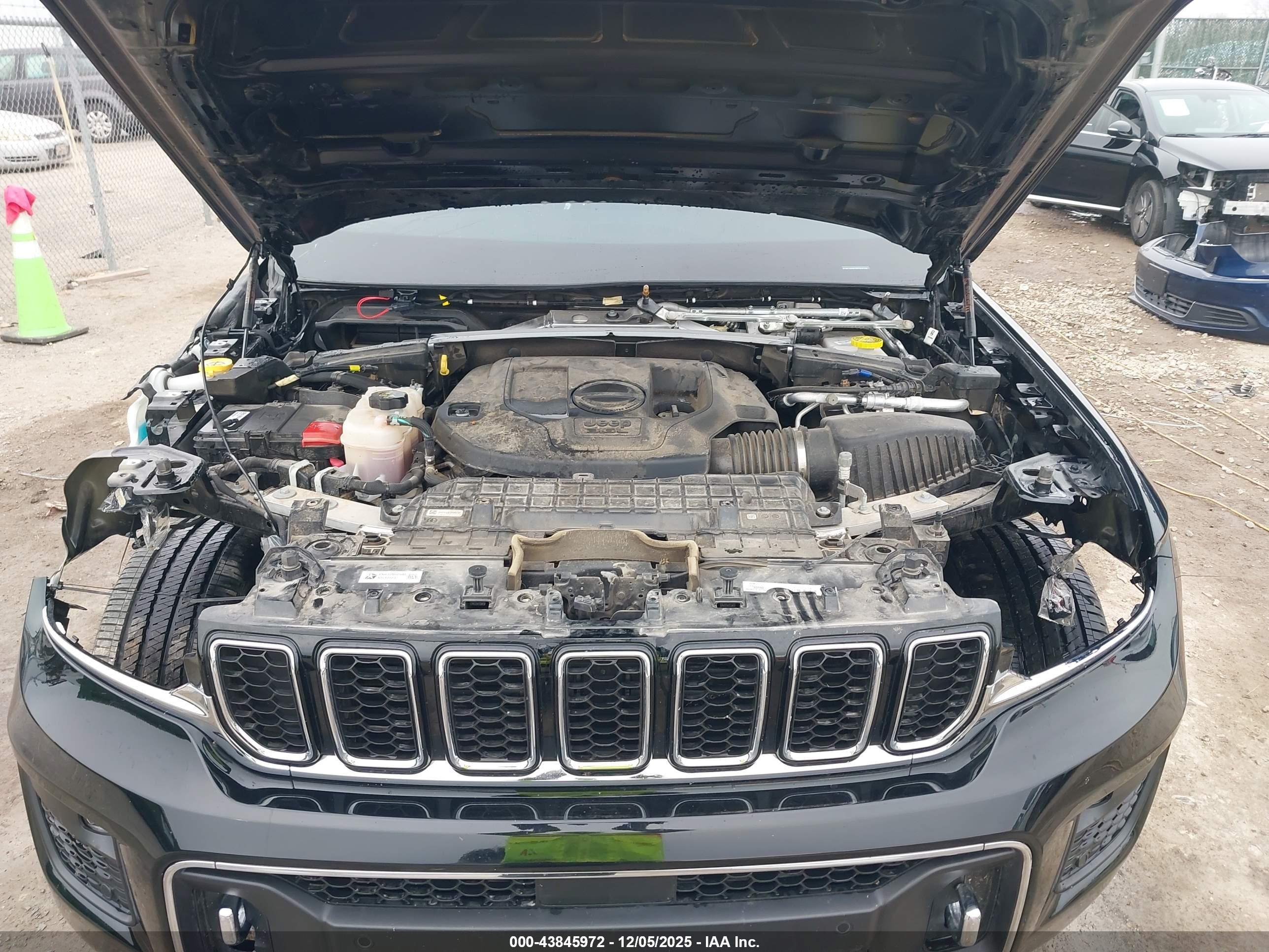 JEEP GRAND image 10