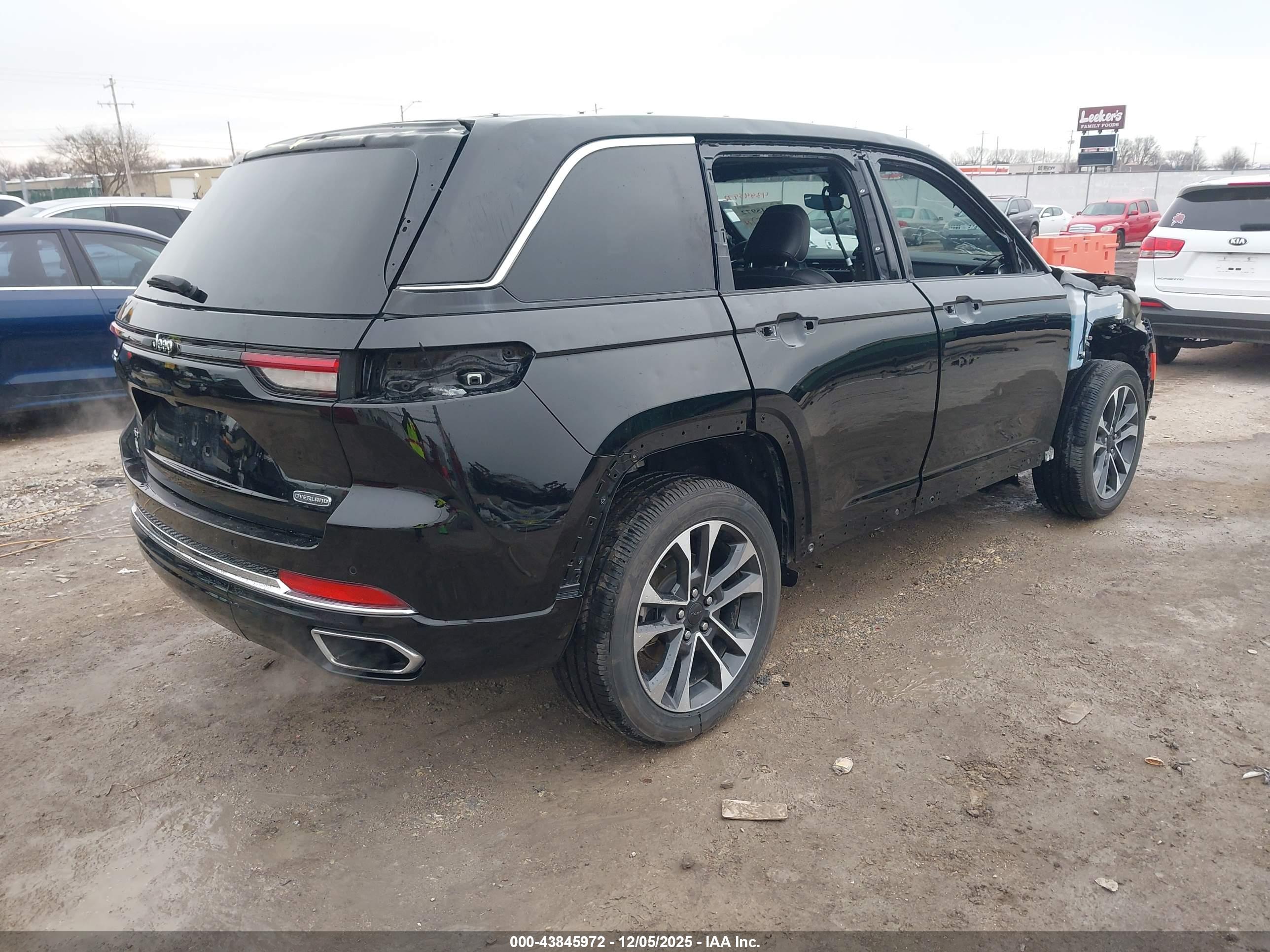 JEEP GRAND image 4