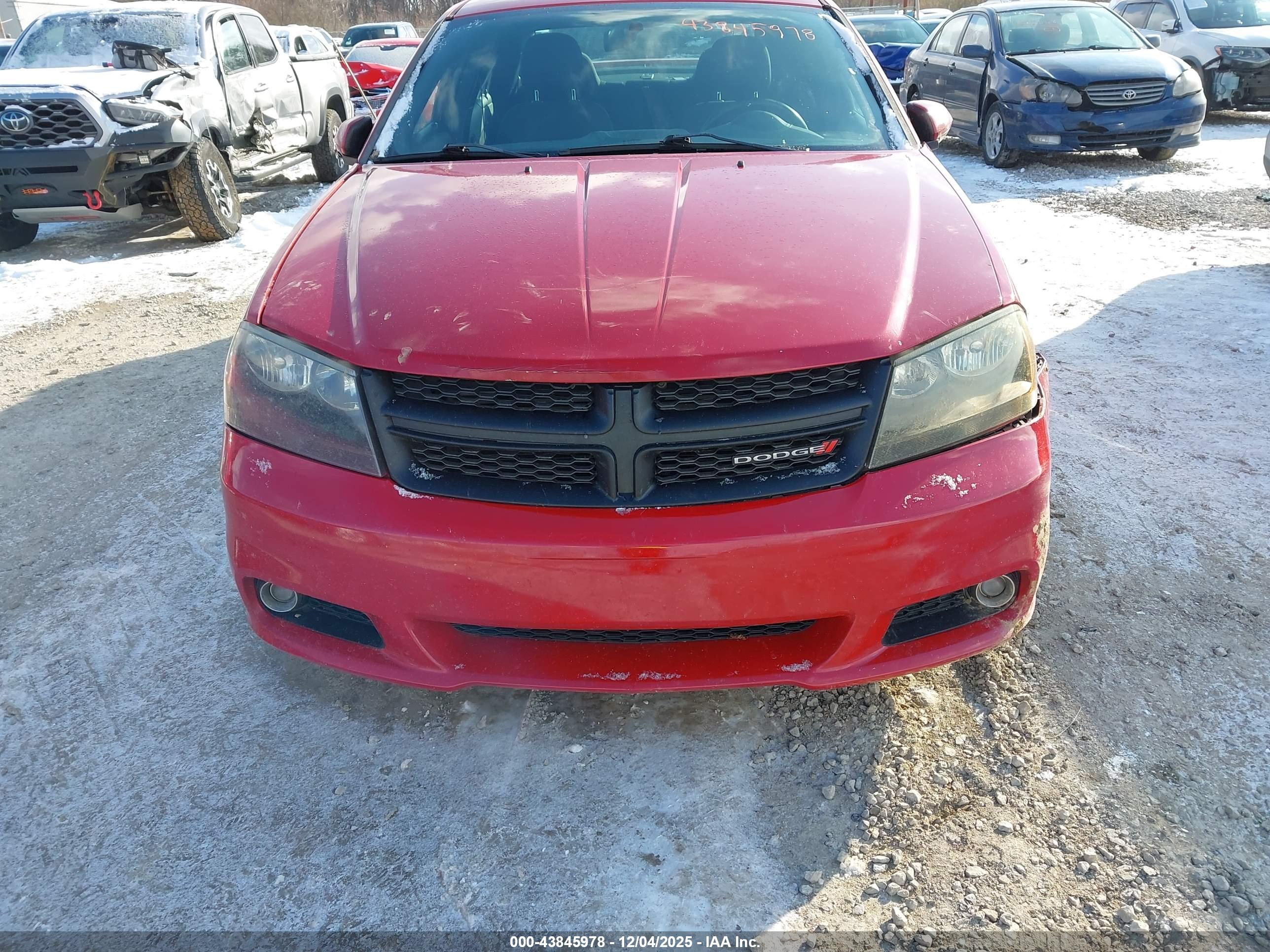 DODGE AVENGER image 6