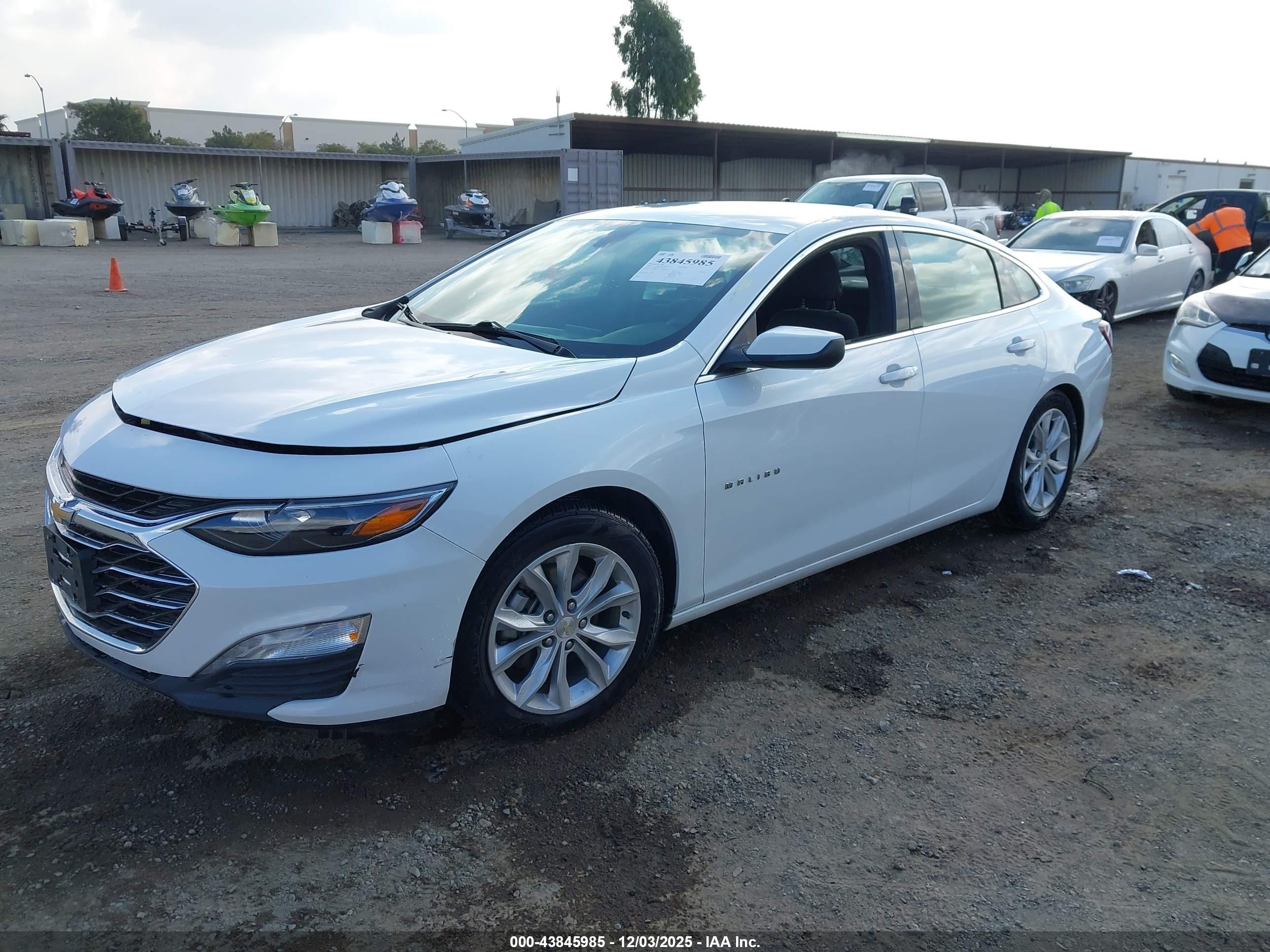 CHEVROLET MALIBU image 2
