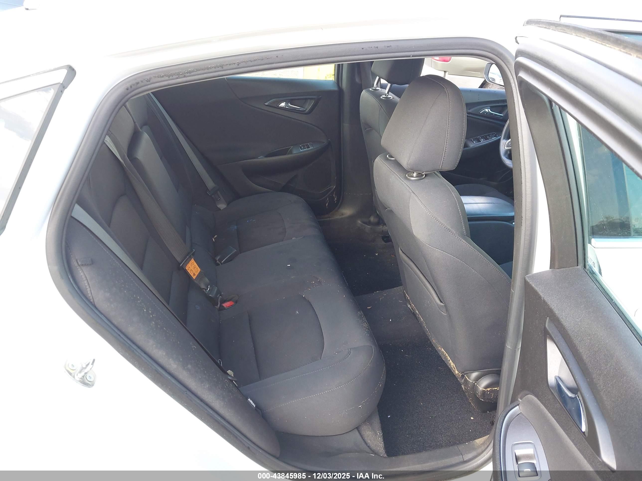 CHEVROLET MALIBU image 8