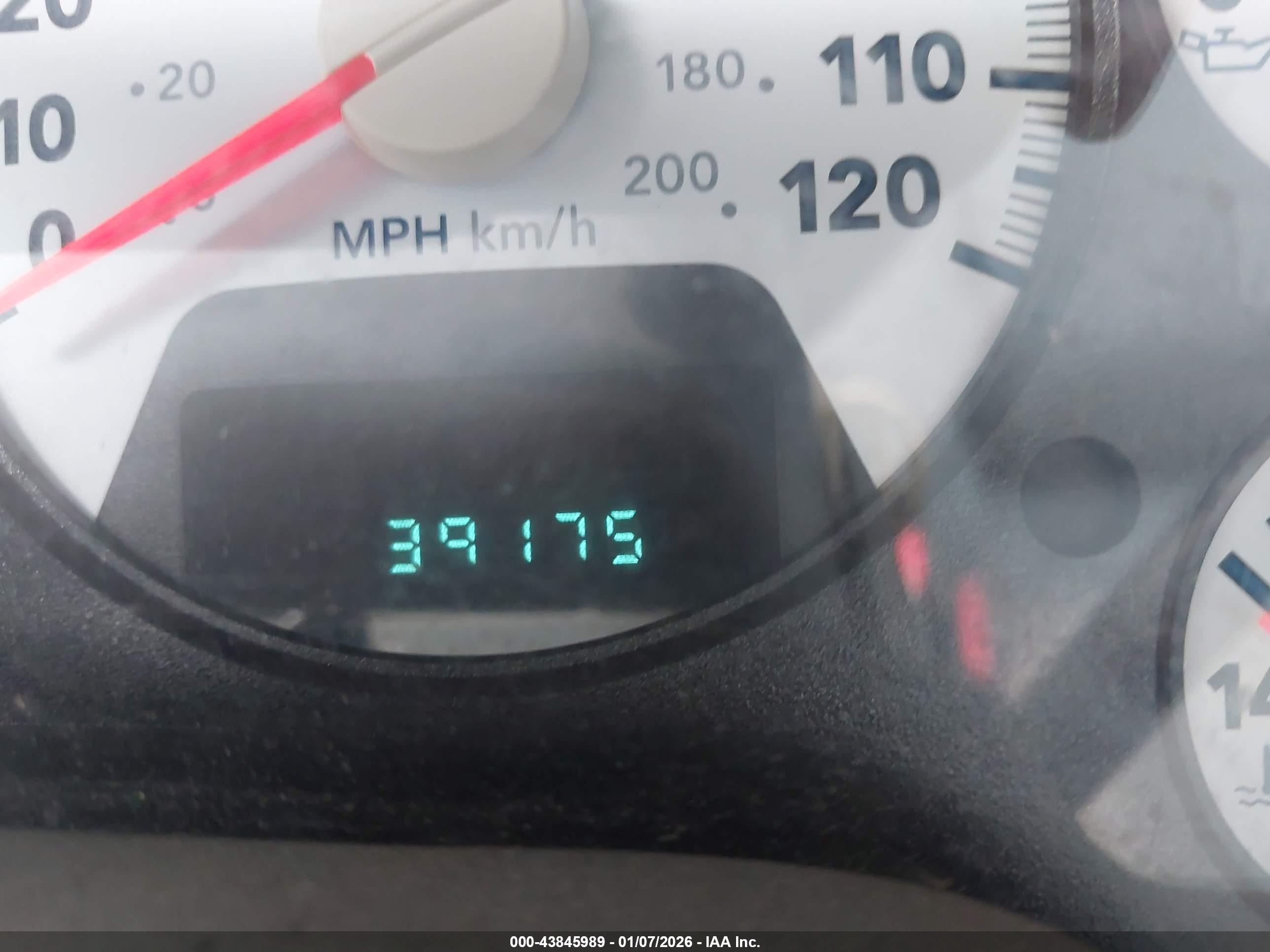 DODGE RAM image 6