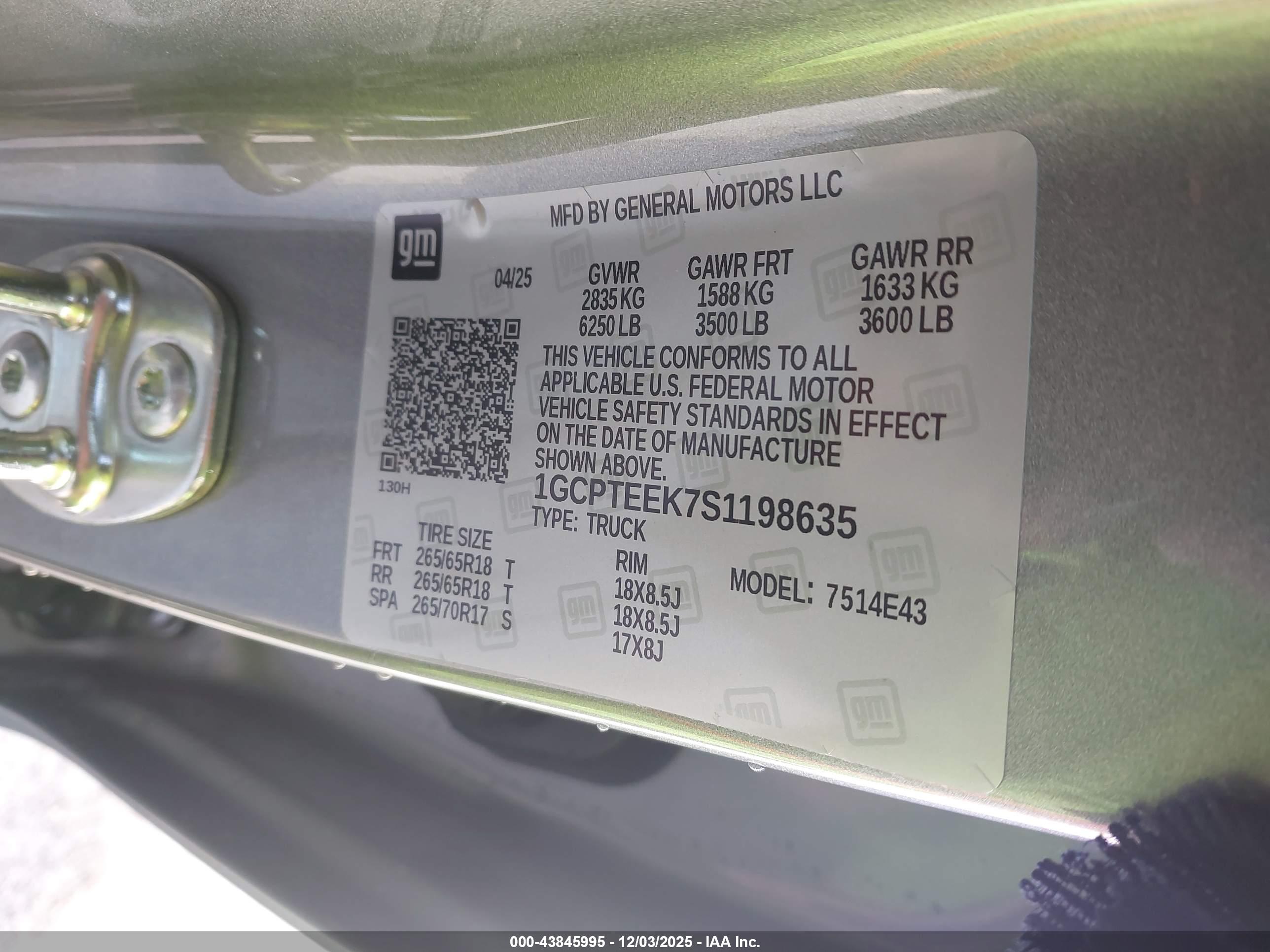 CHEVROLET COLORADO image 9