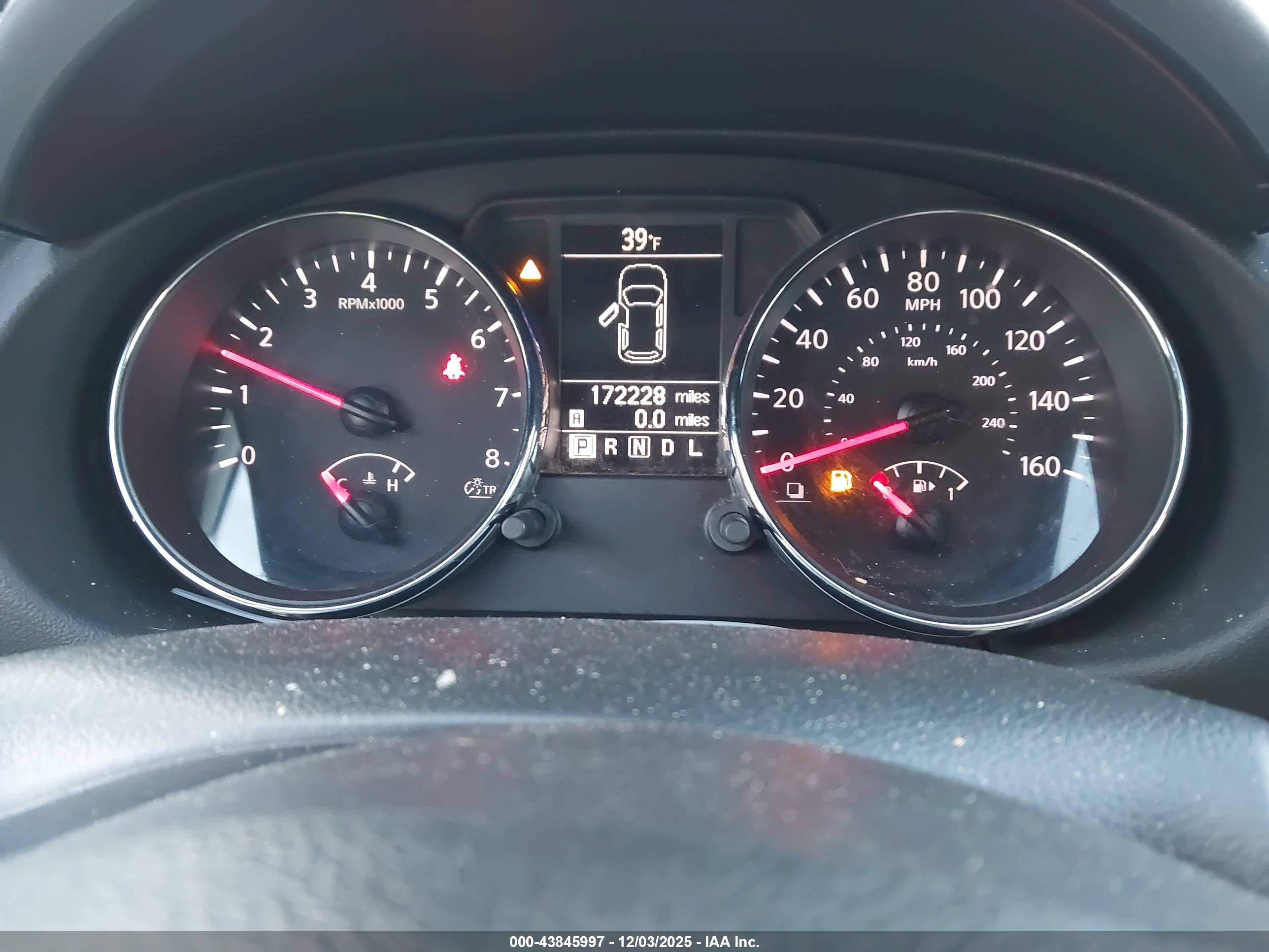 NISSAN ROGUE image 7