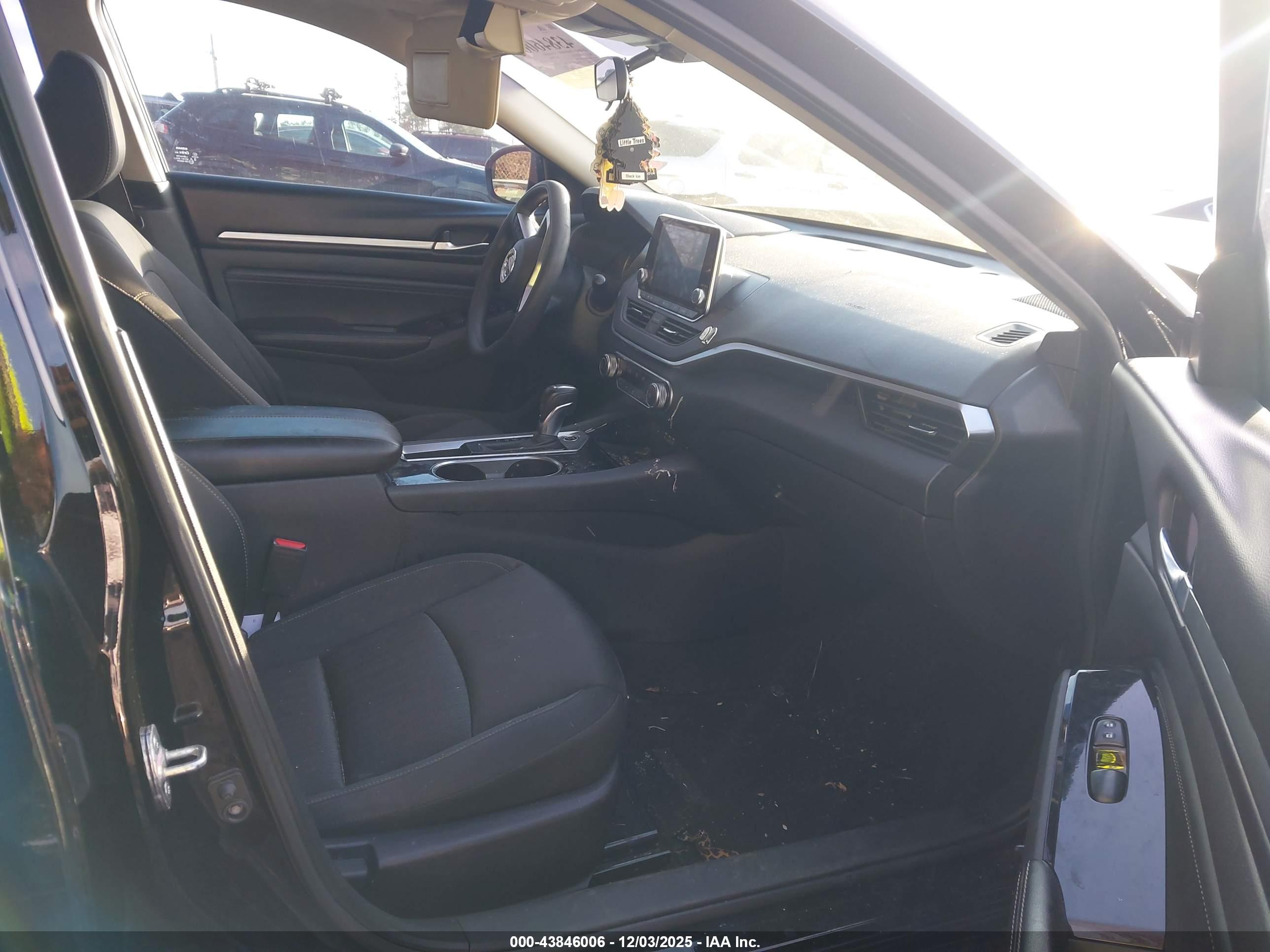 NISSAN ALTIMA image 5
