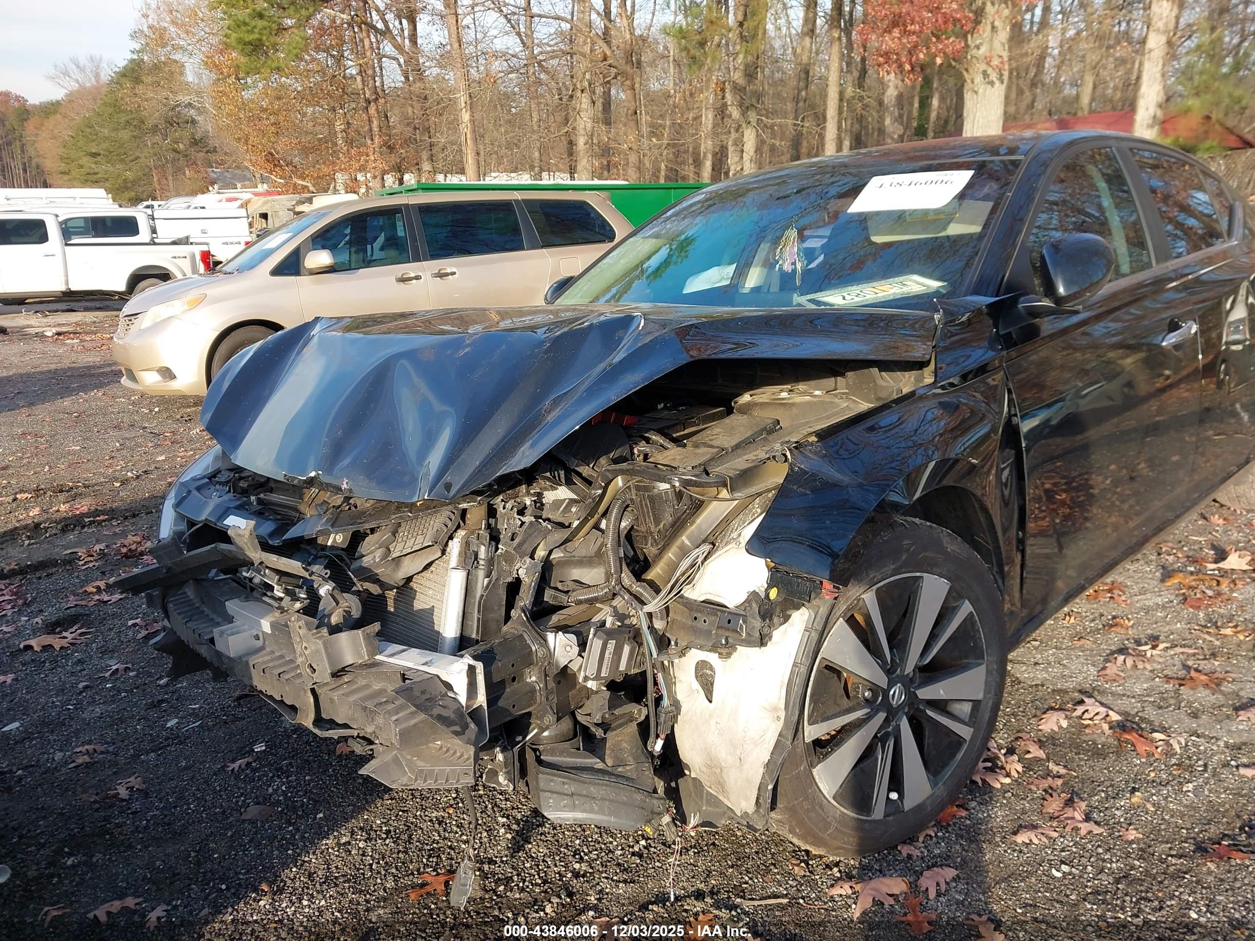 NISSAN ALTIMA image 6