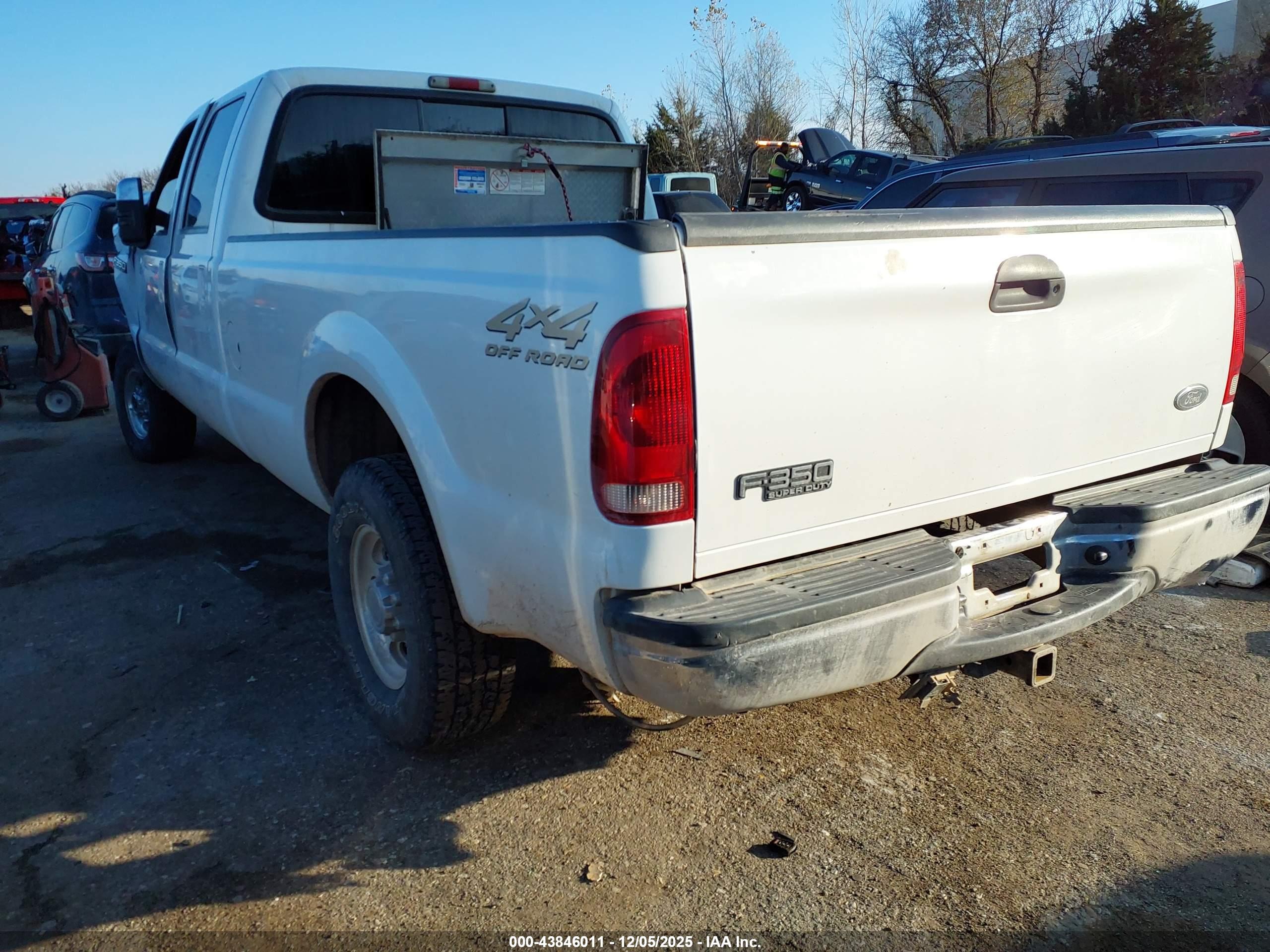 FORD F-350 image 3