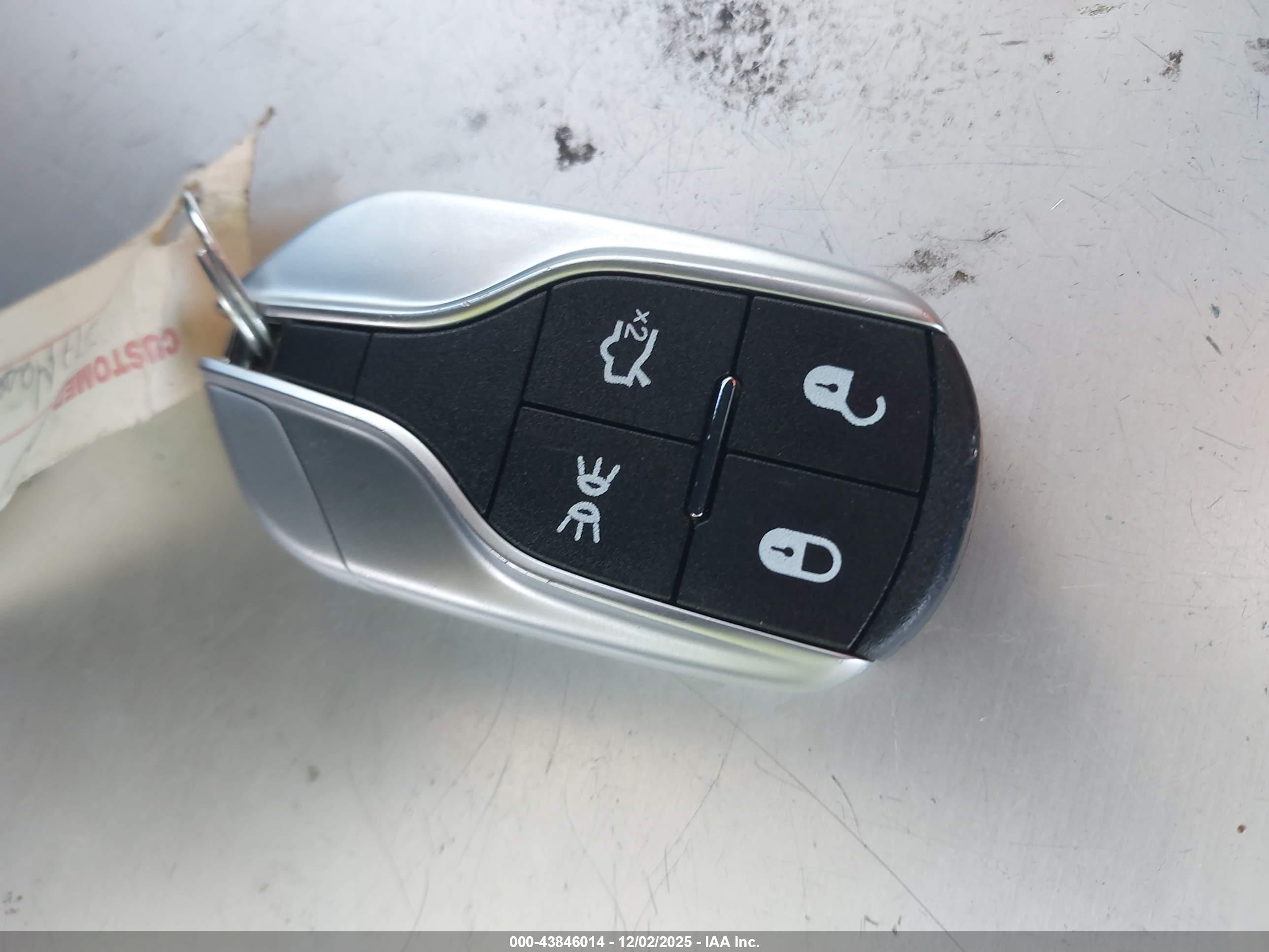 MASERATI GHIBLI image 11
