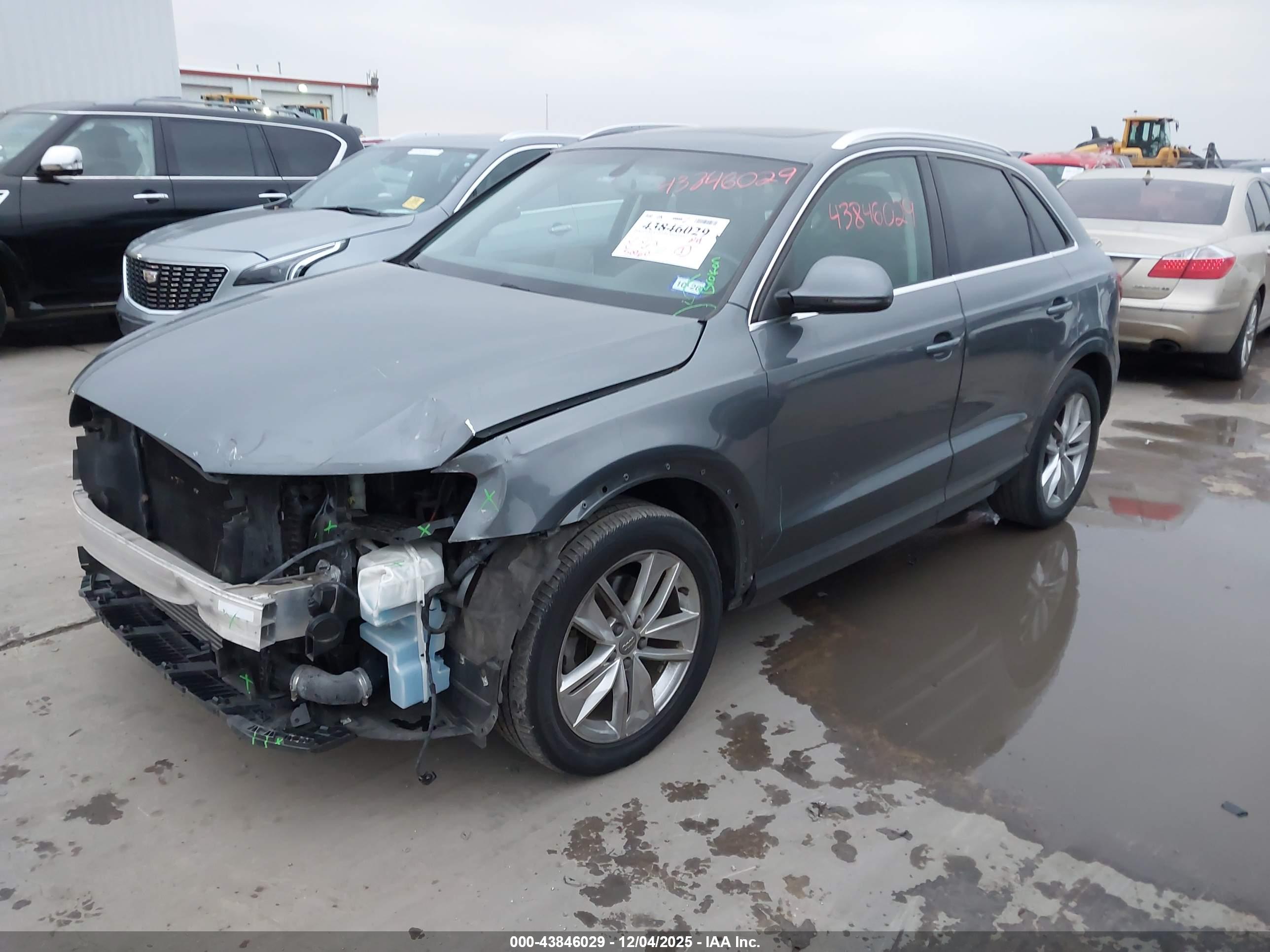 AUDI Q3 image 2