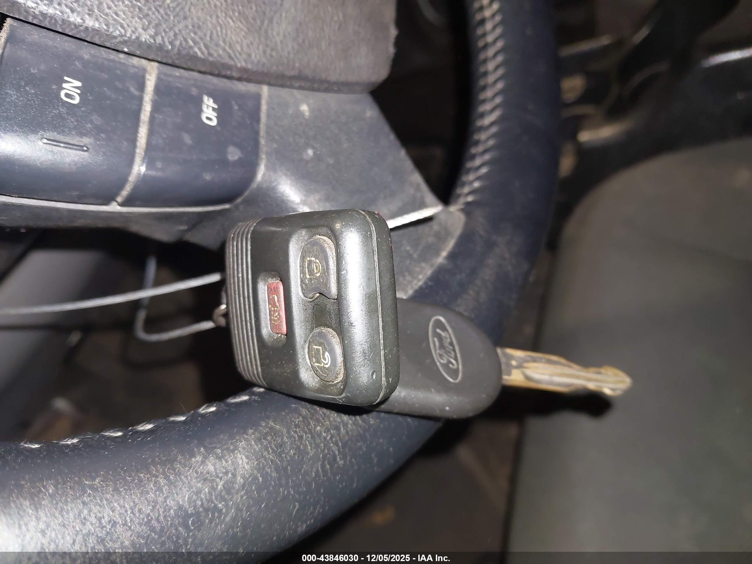 FORD RANGER image 11