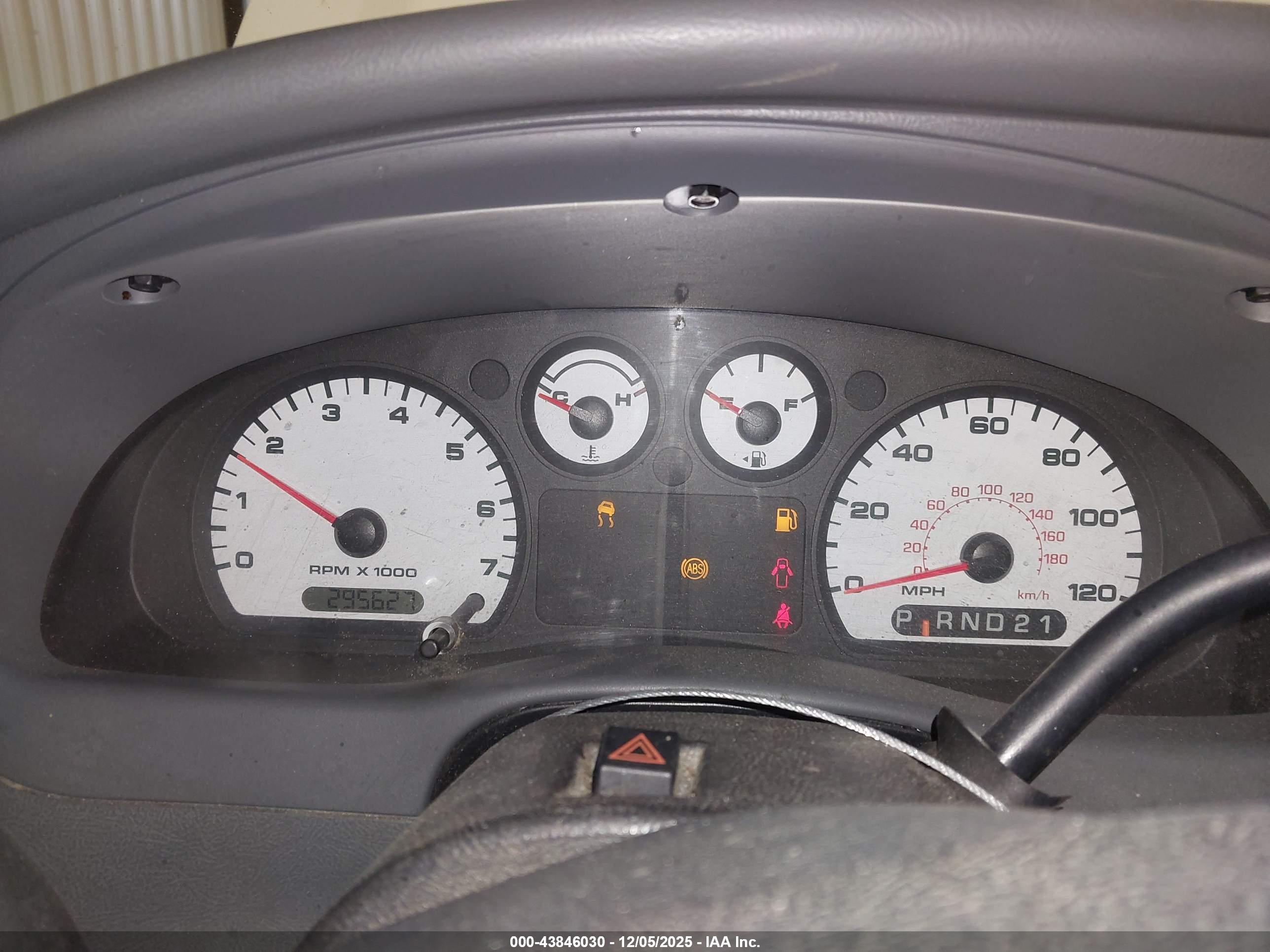 FORD RANGER image 7