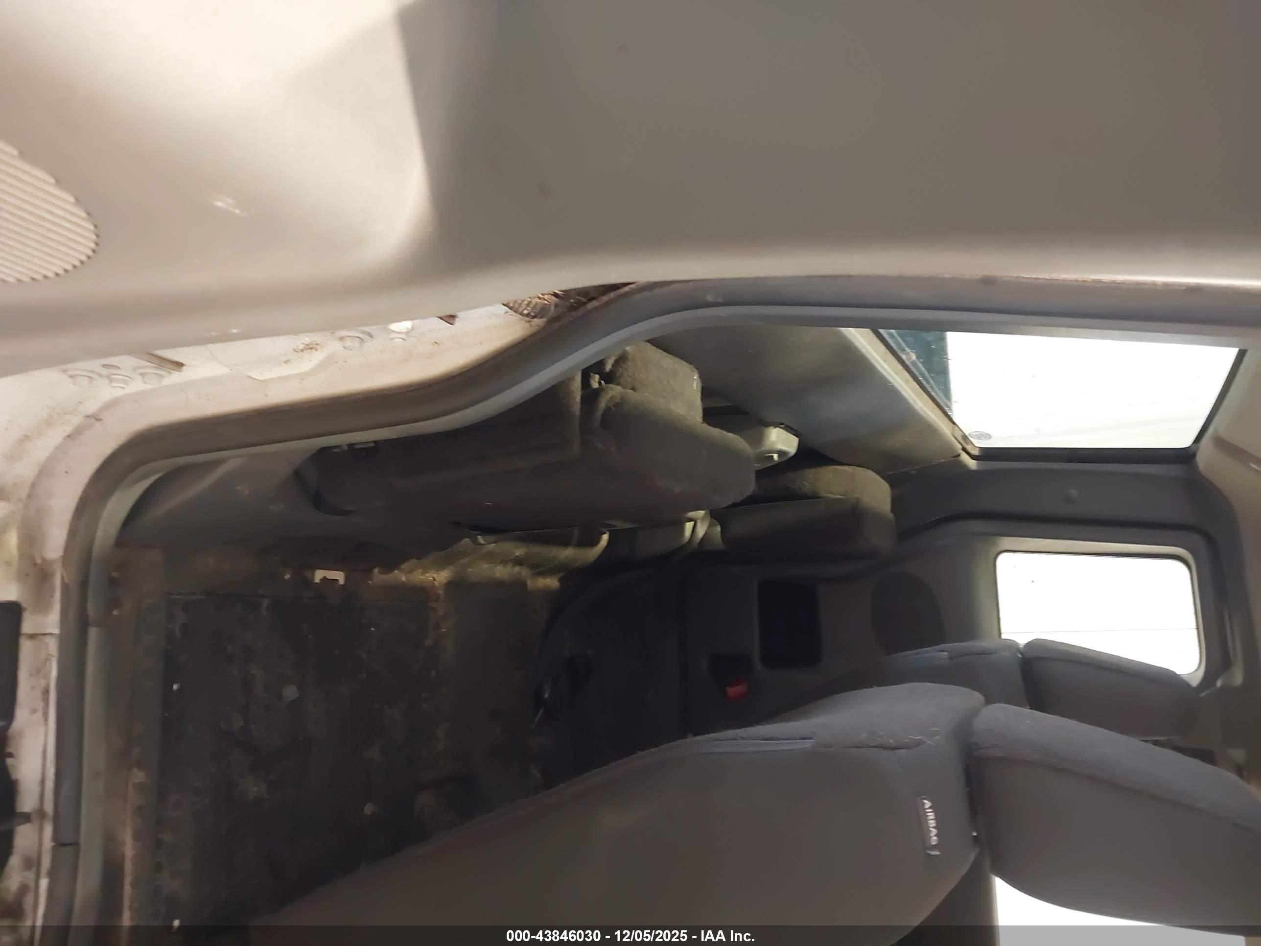 FORD RANGER image 8