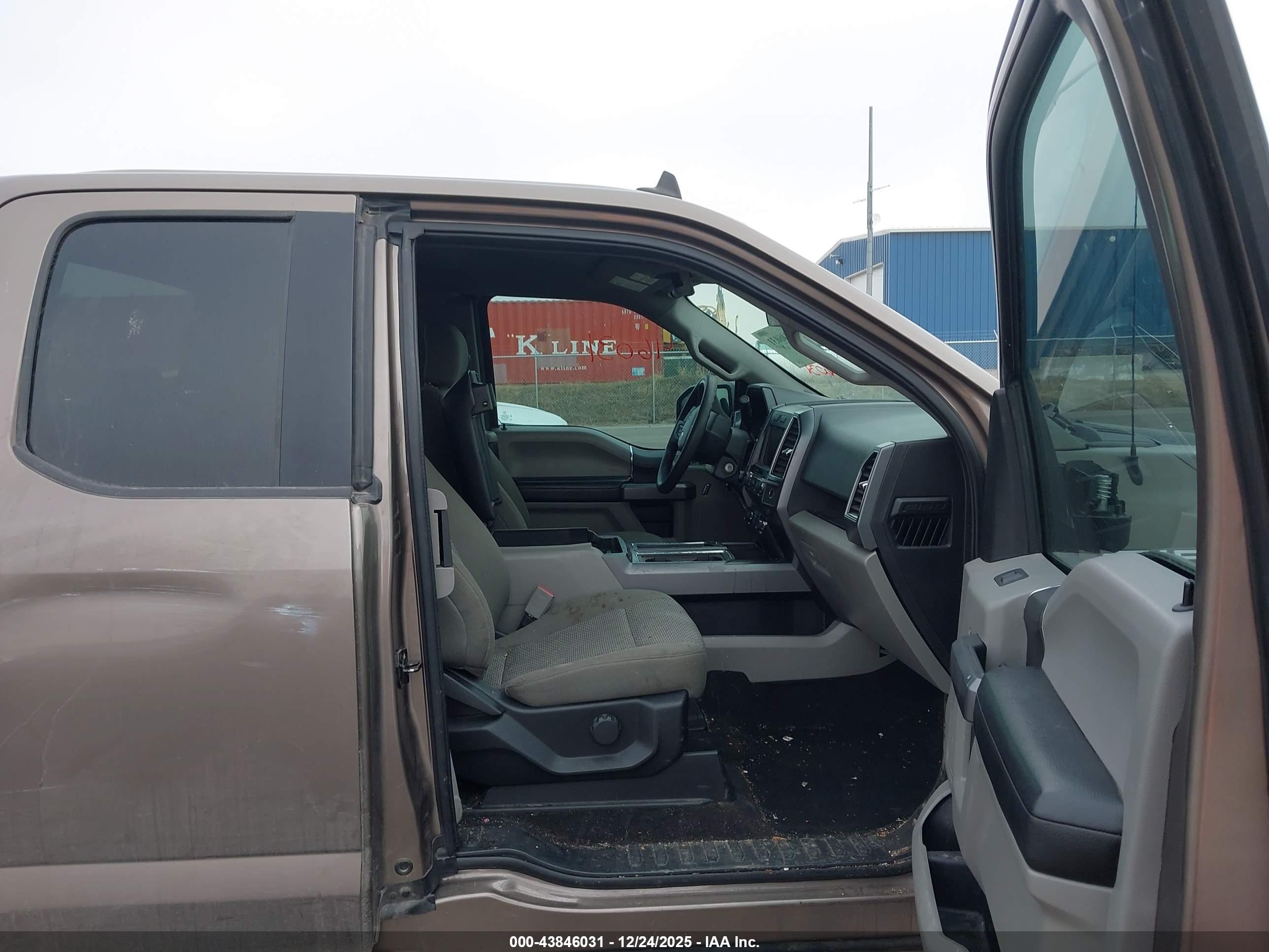 FORD F-150 image 5