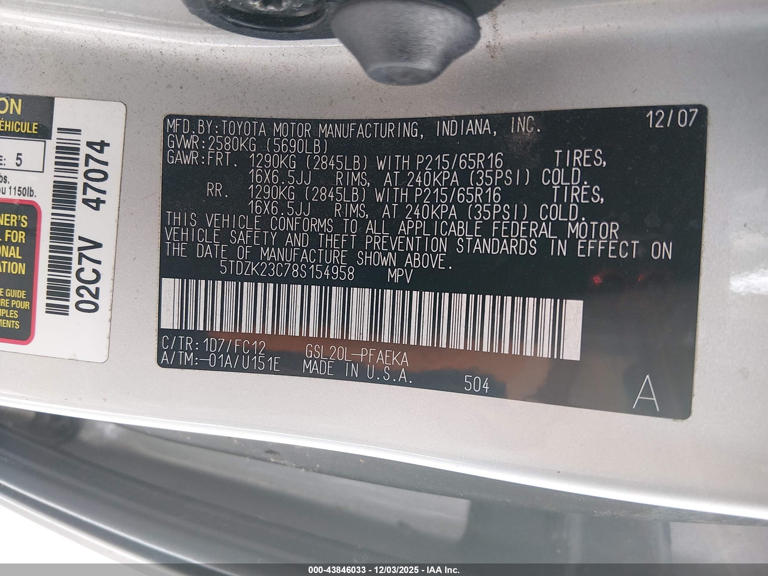 TOYOTA SIENNA image 9