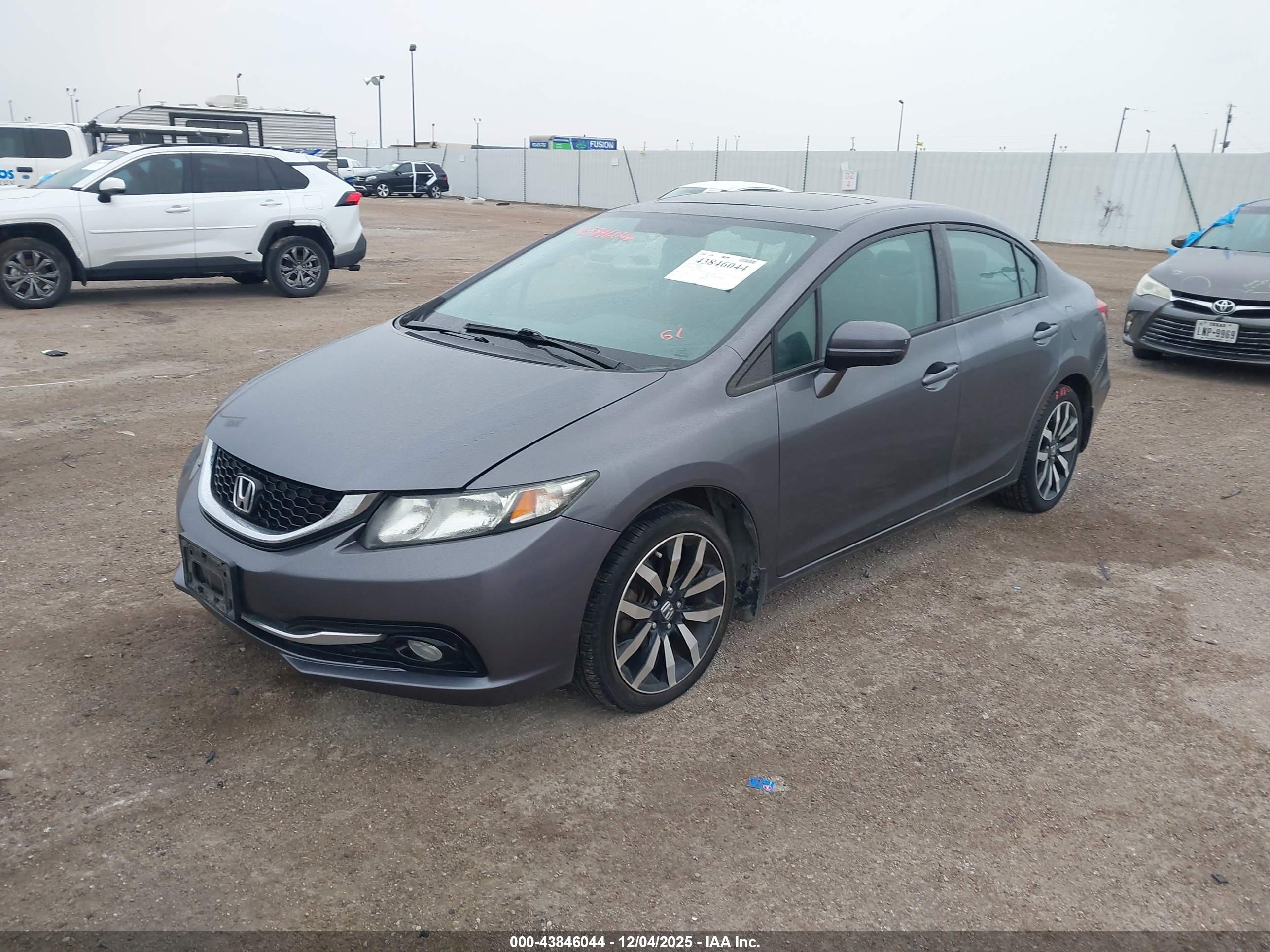 HONDA CIVIC image 2