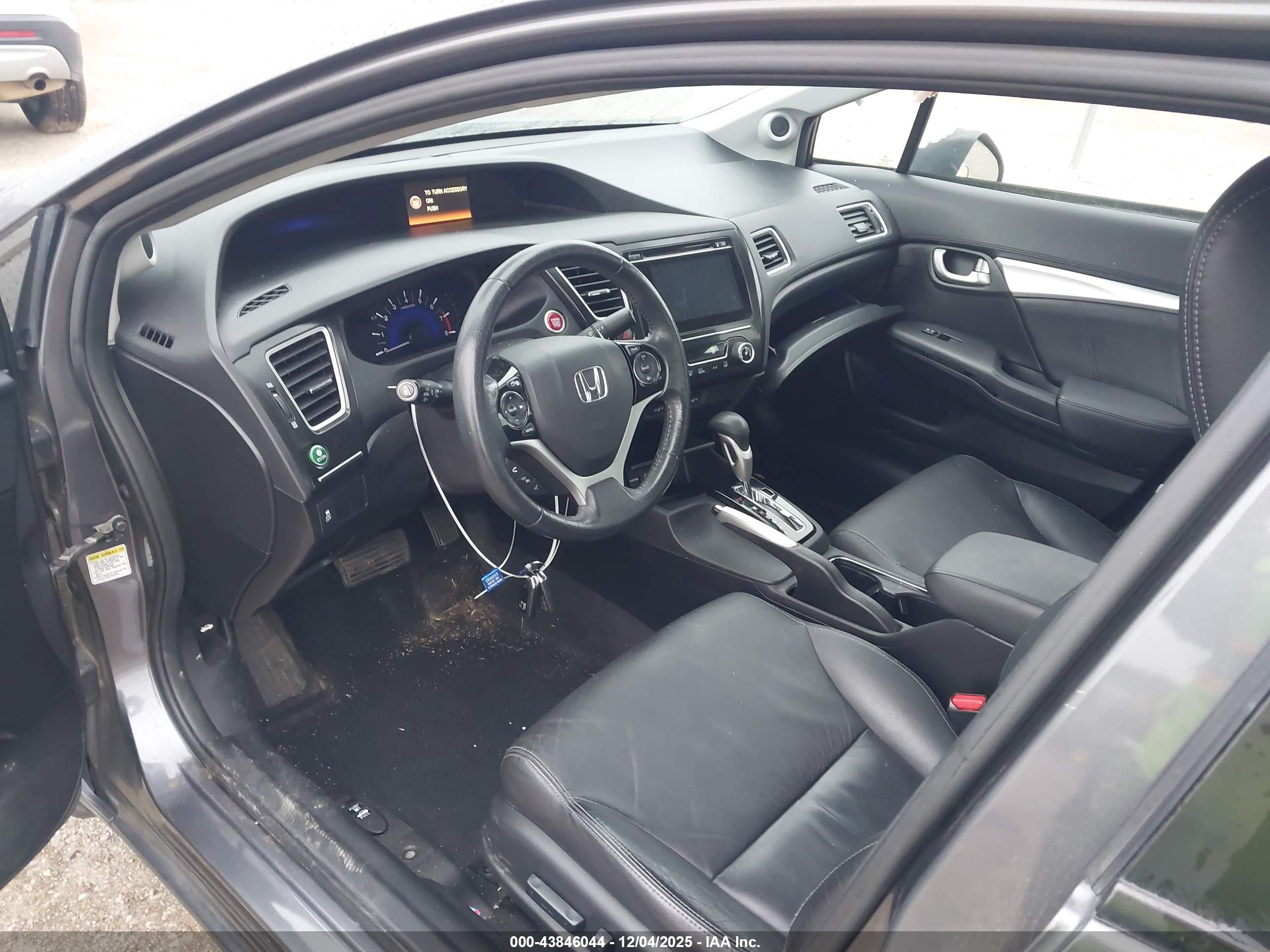 HONDA CIVIC image 5
