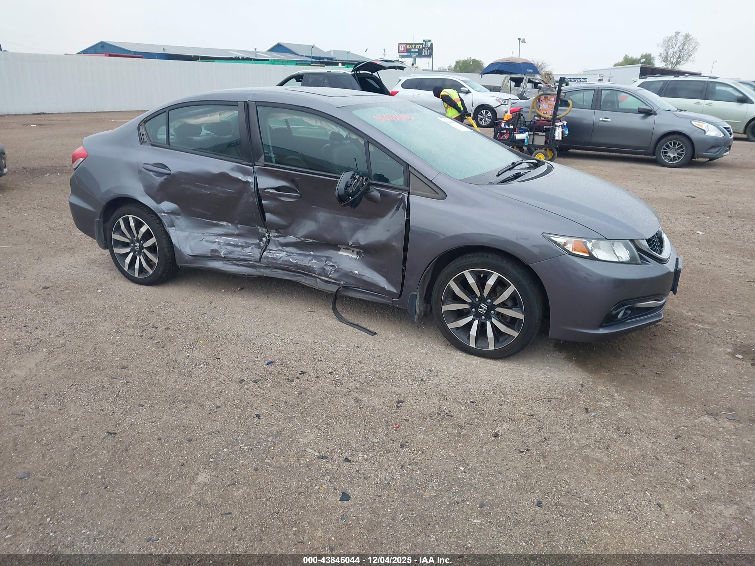 HONDA CIVIC image 6