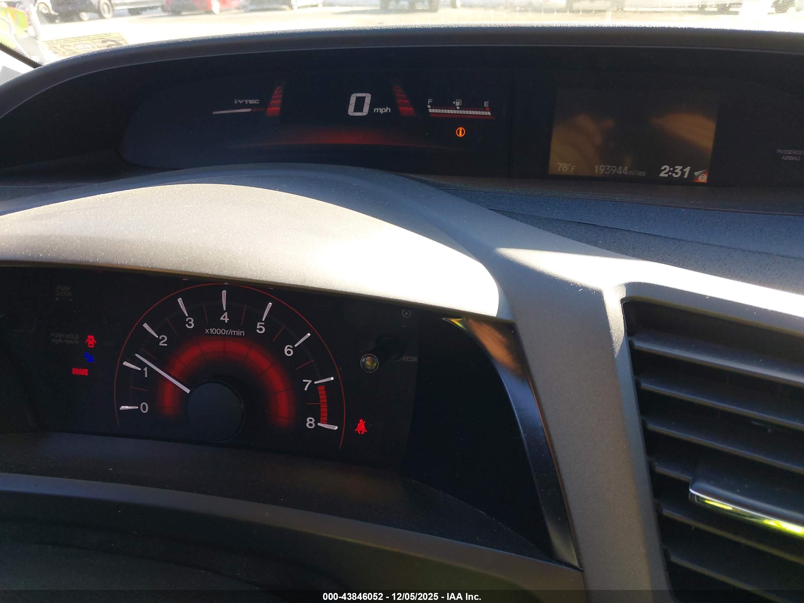 HONDA CIVIC image 7