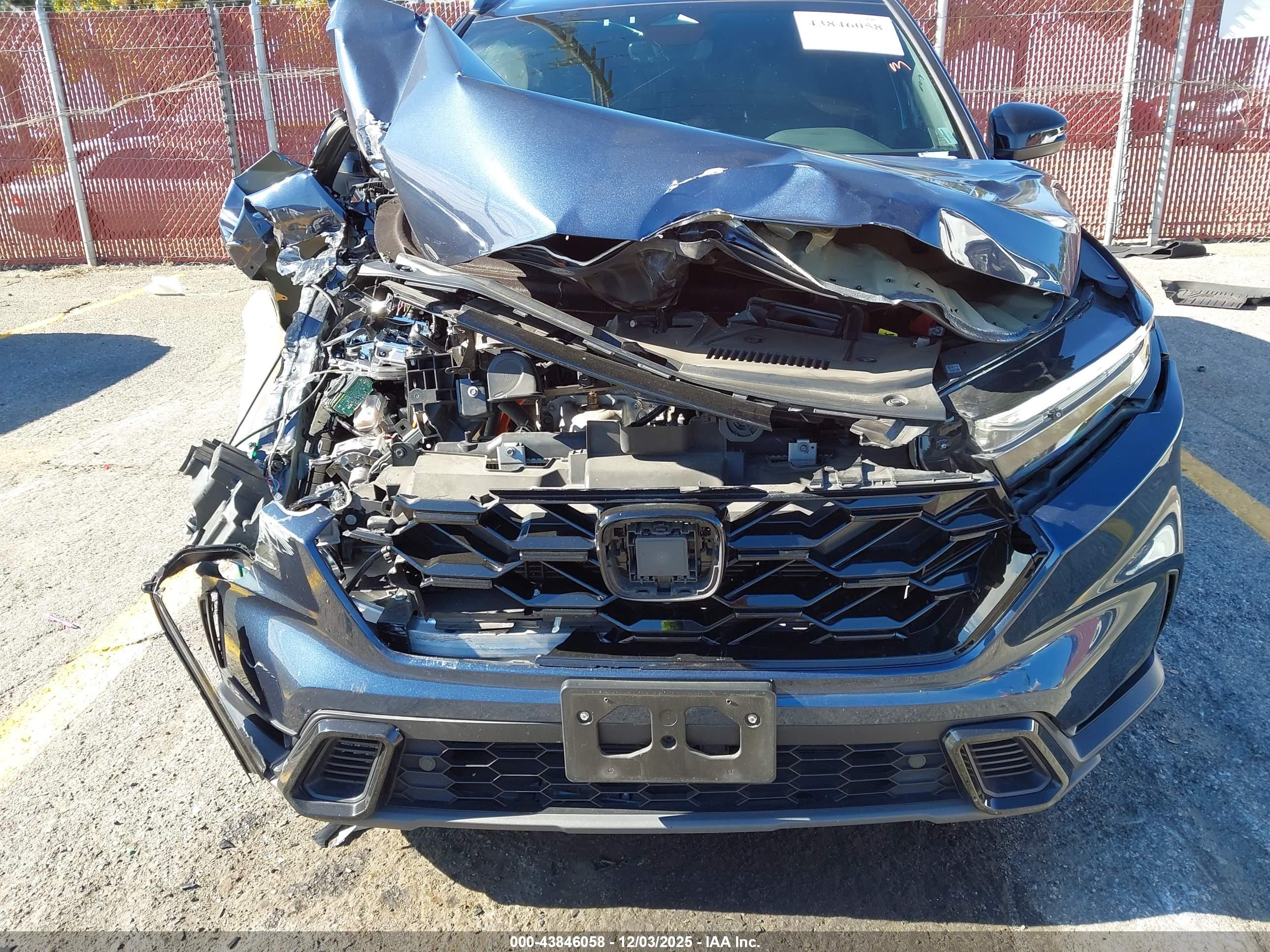 HONDA CR-V image 6