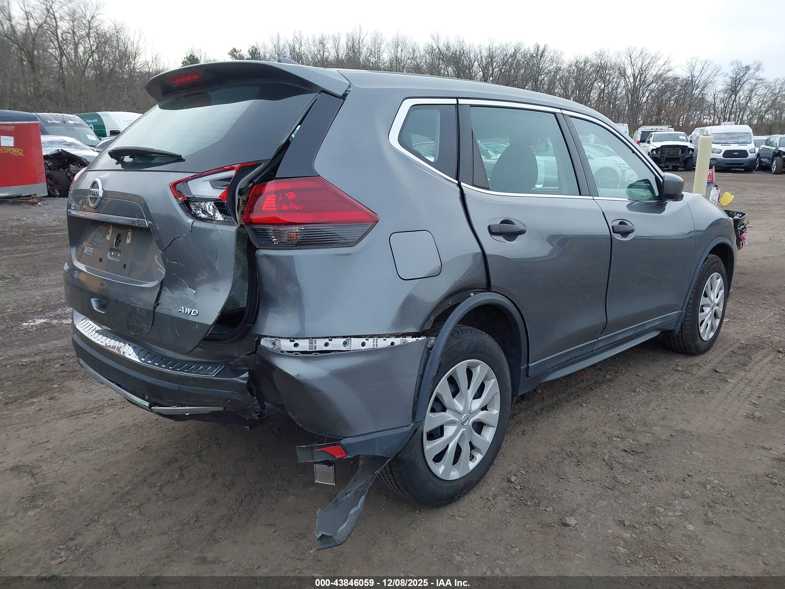 NISSAN ROGUE image 6