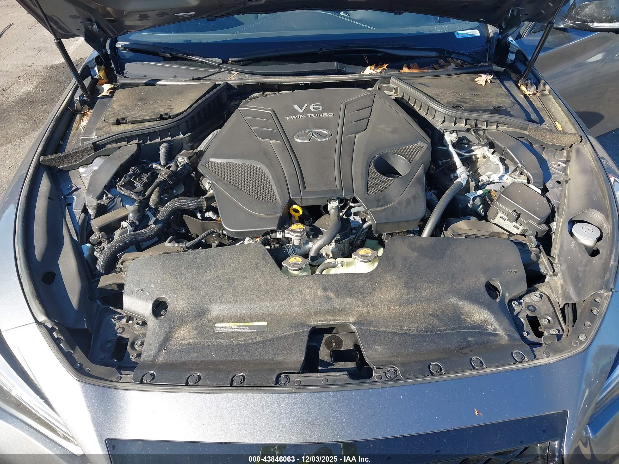 INFINITI Q50 image 10
