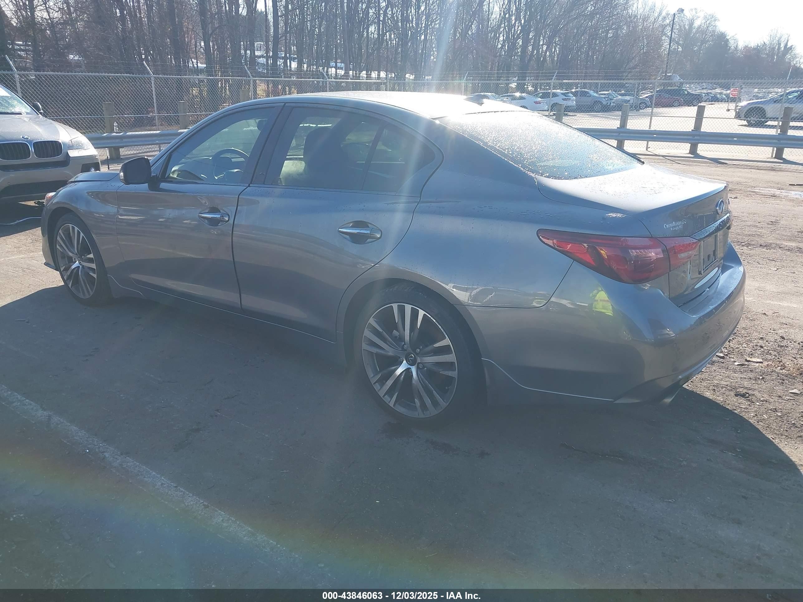 INFINITI Q50 image 3