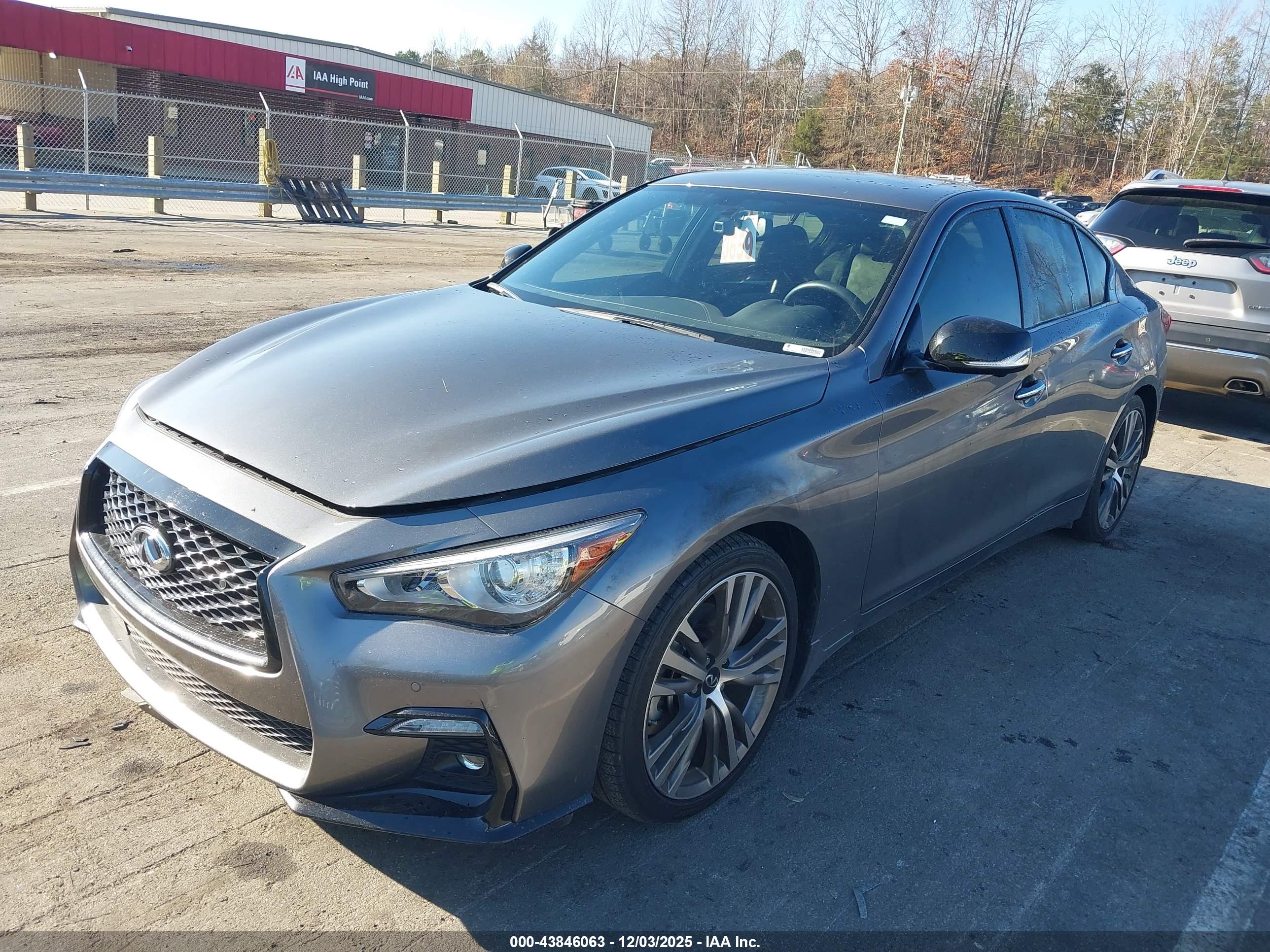 INFINITI Q50 image 6
