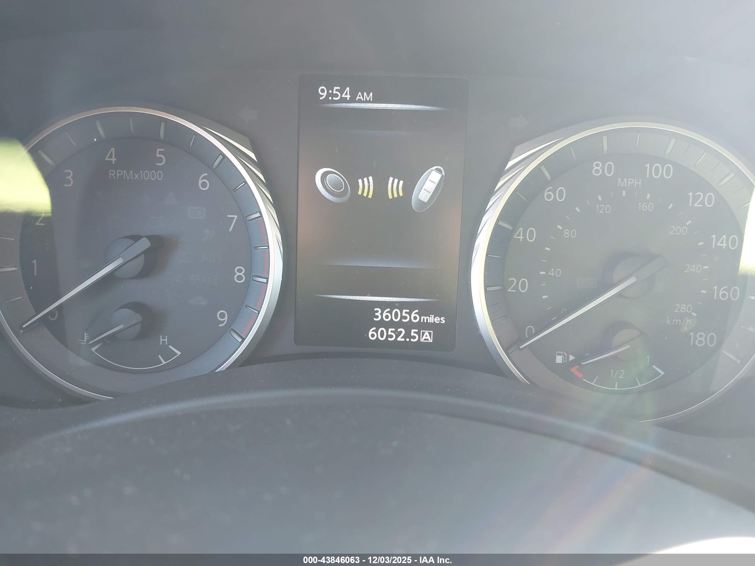 INFINITI Q50 image 7