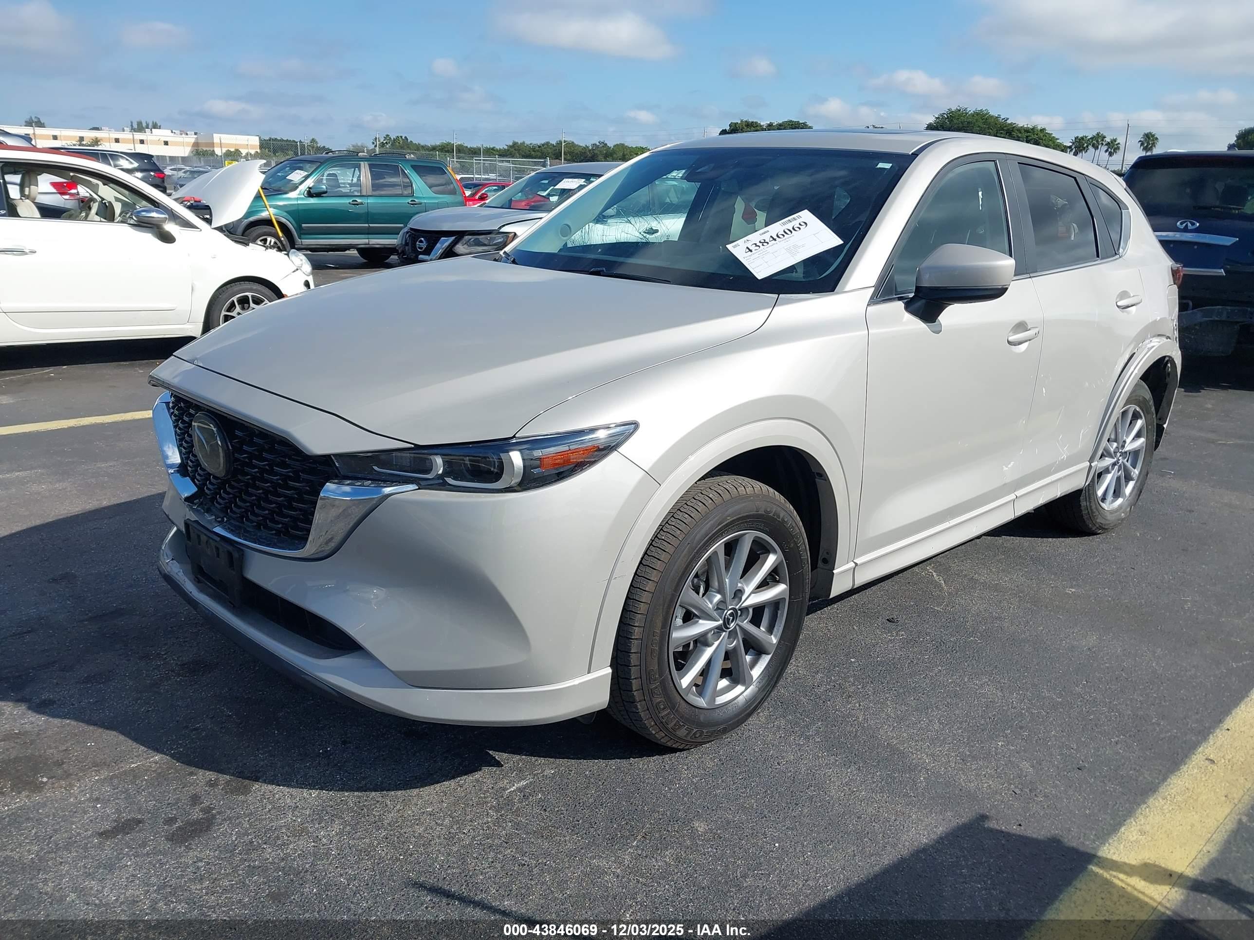 MAZDA CX-5 image 2