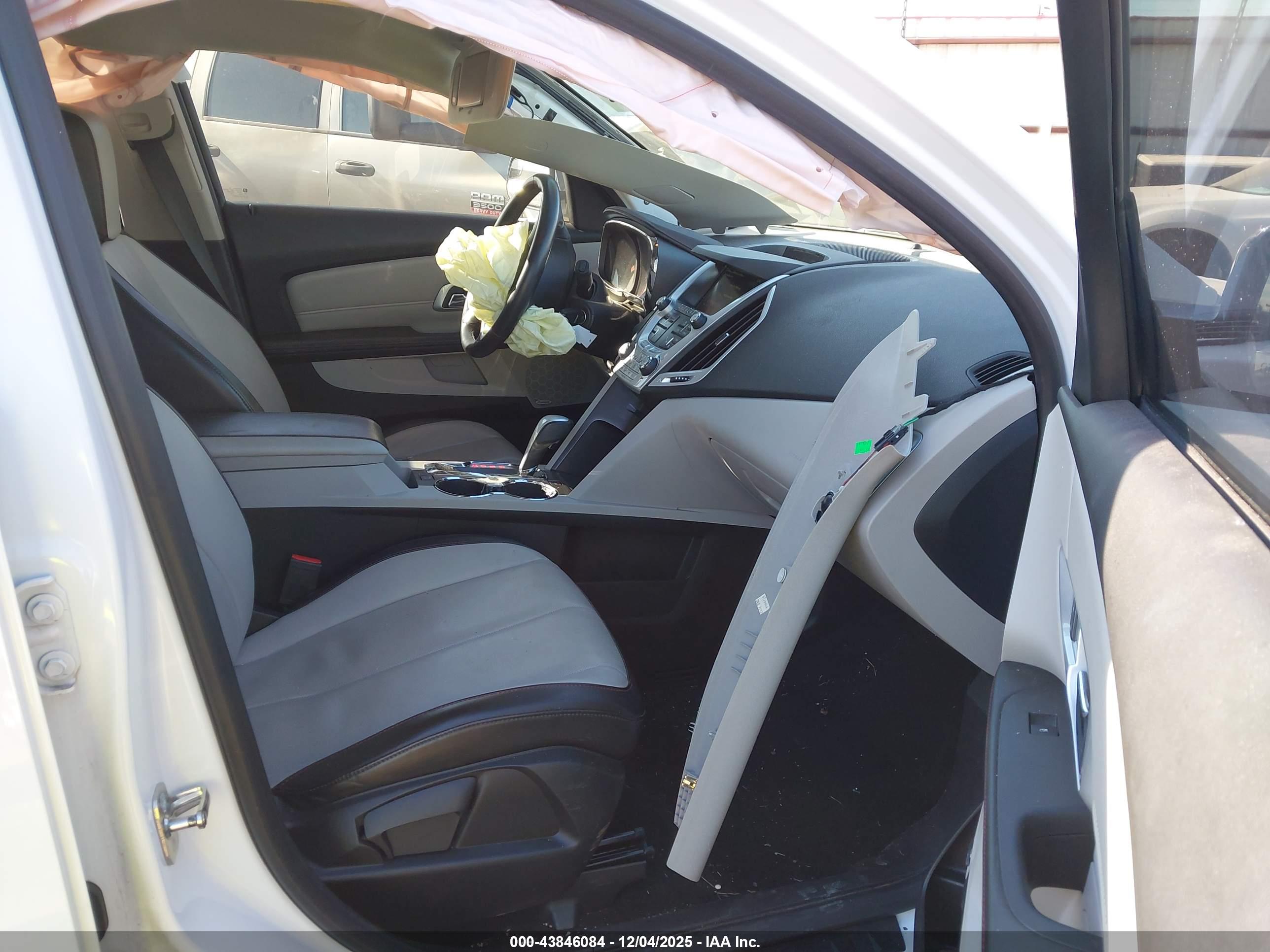 GMC TERRAIN image 5