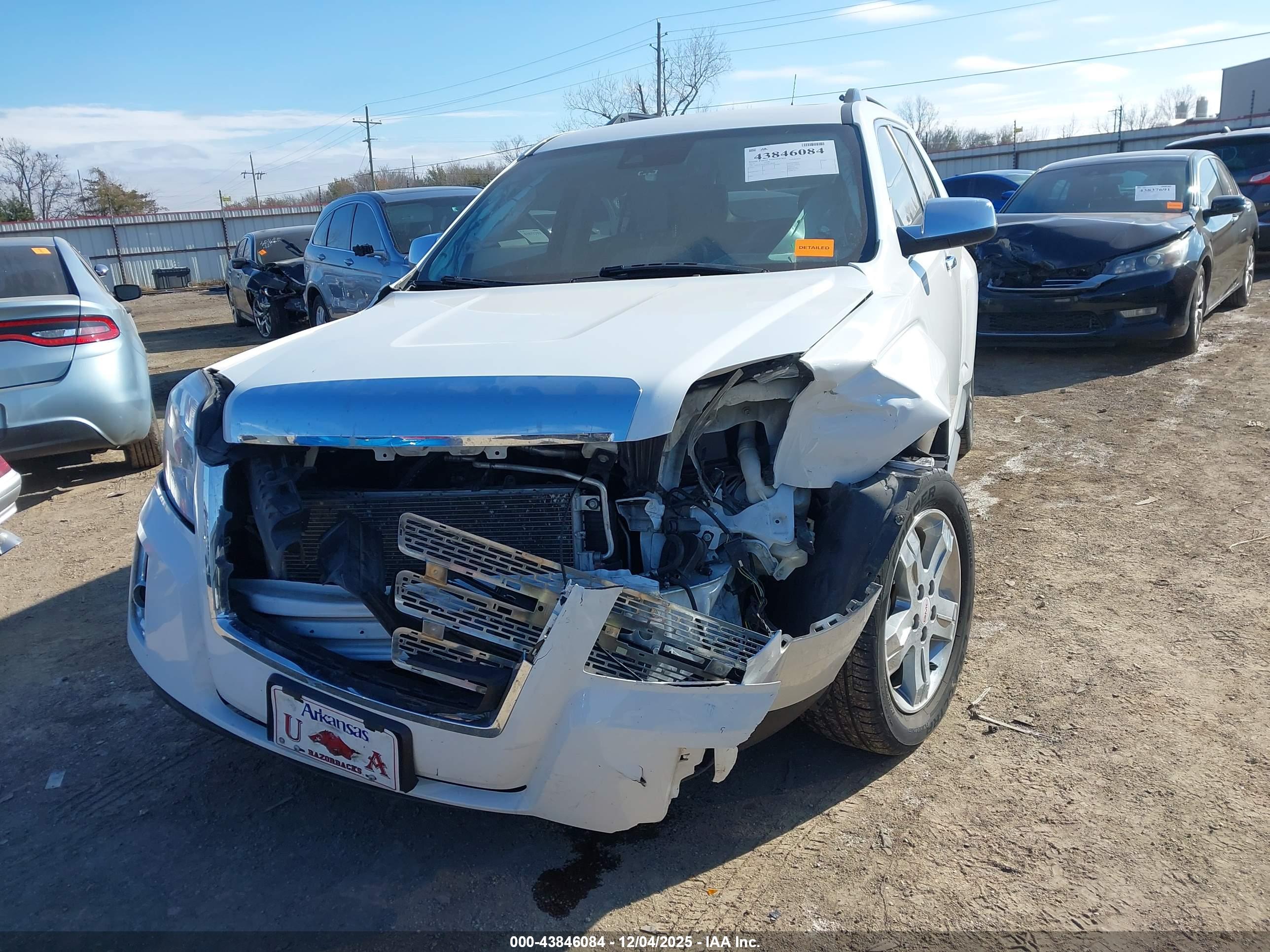 GMC TERRAIN image 6