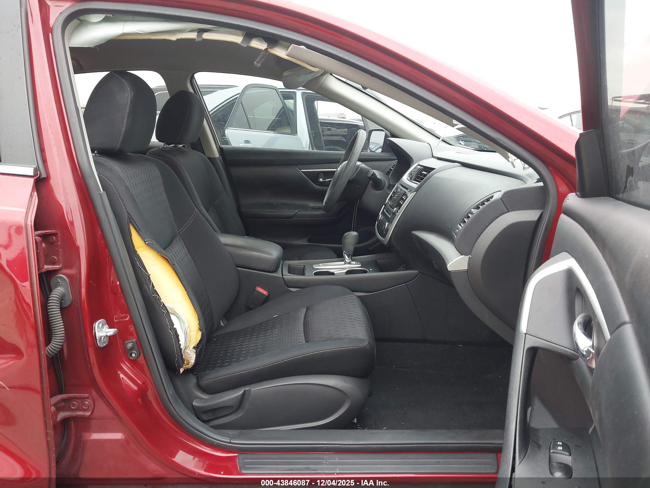 NISSAN ALTIMA image 5