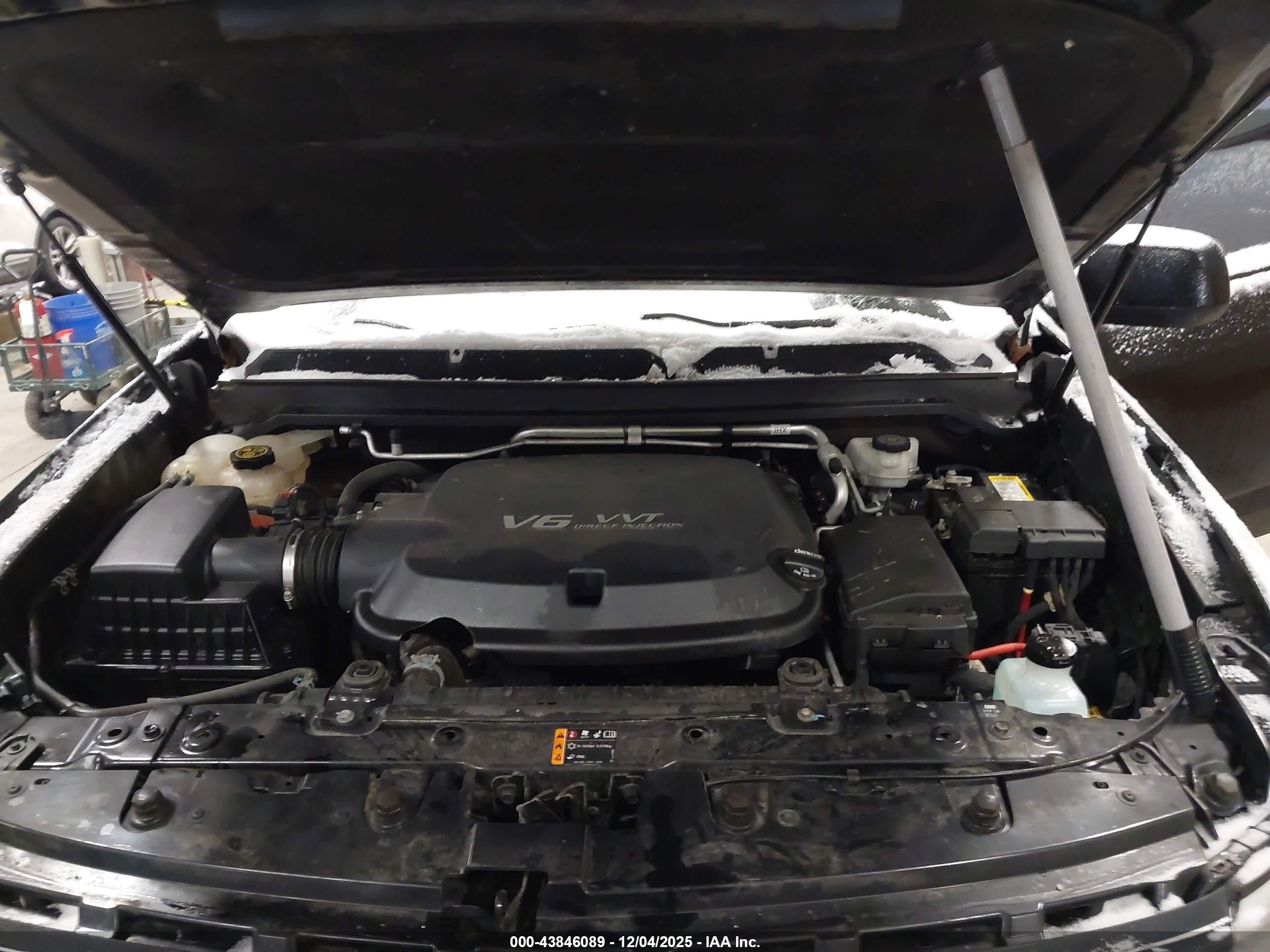 CHEVROLET COLORADO image 10