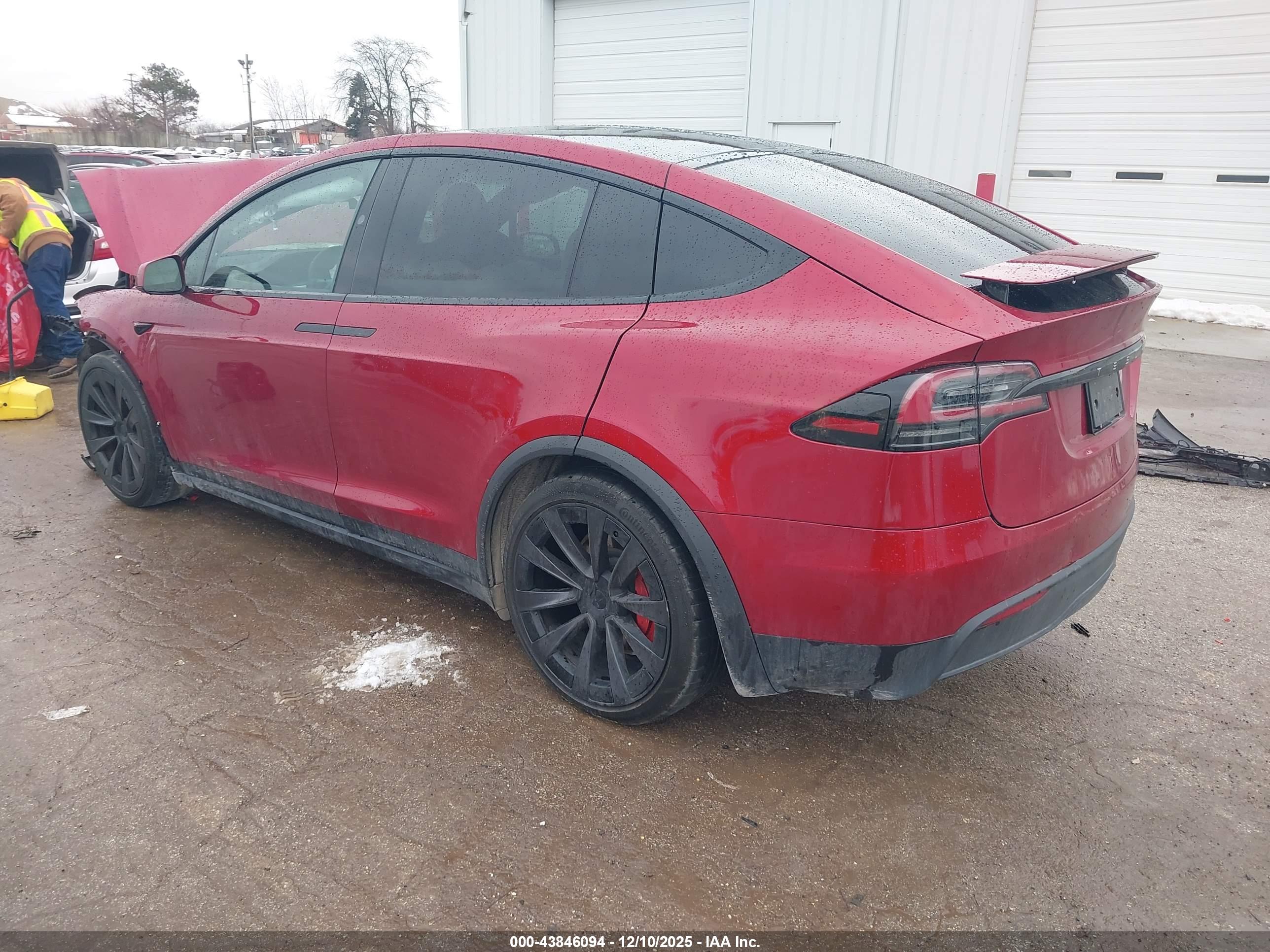 TESLA MODEL image 3