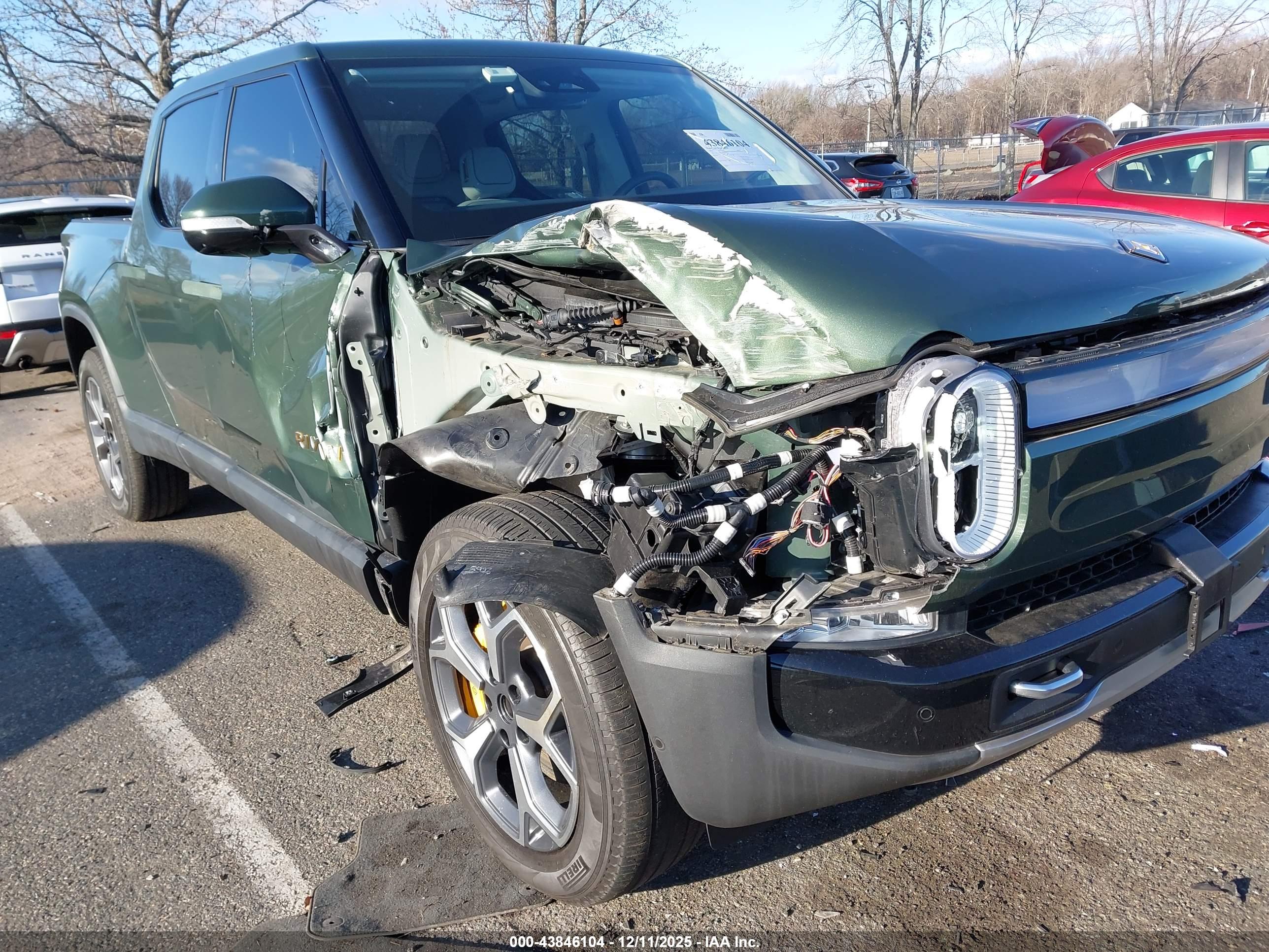 RIVIAN R1T image 6
