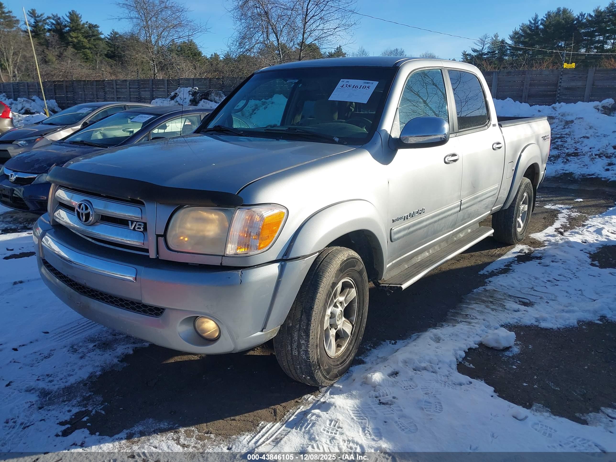 TOYOTA TUNDRA image 2