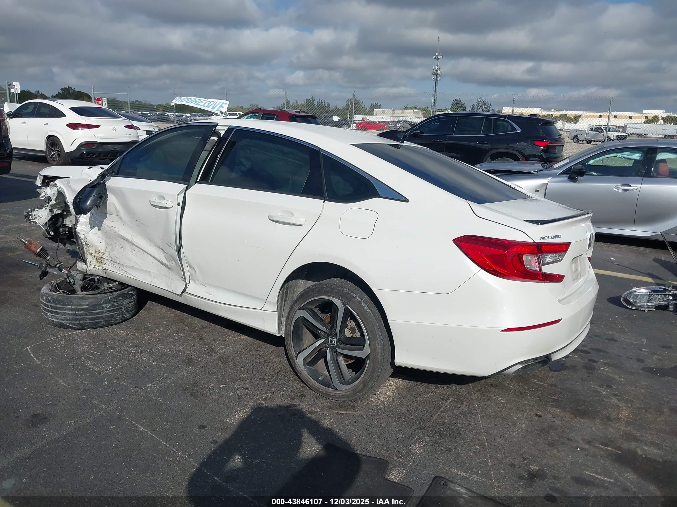 HONDA ACCORD image 3
