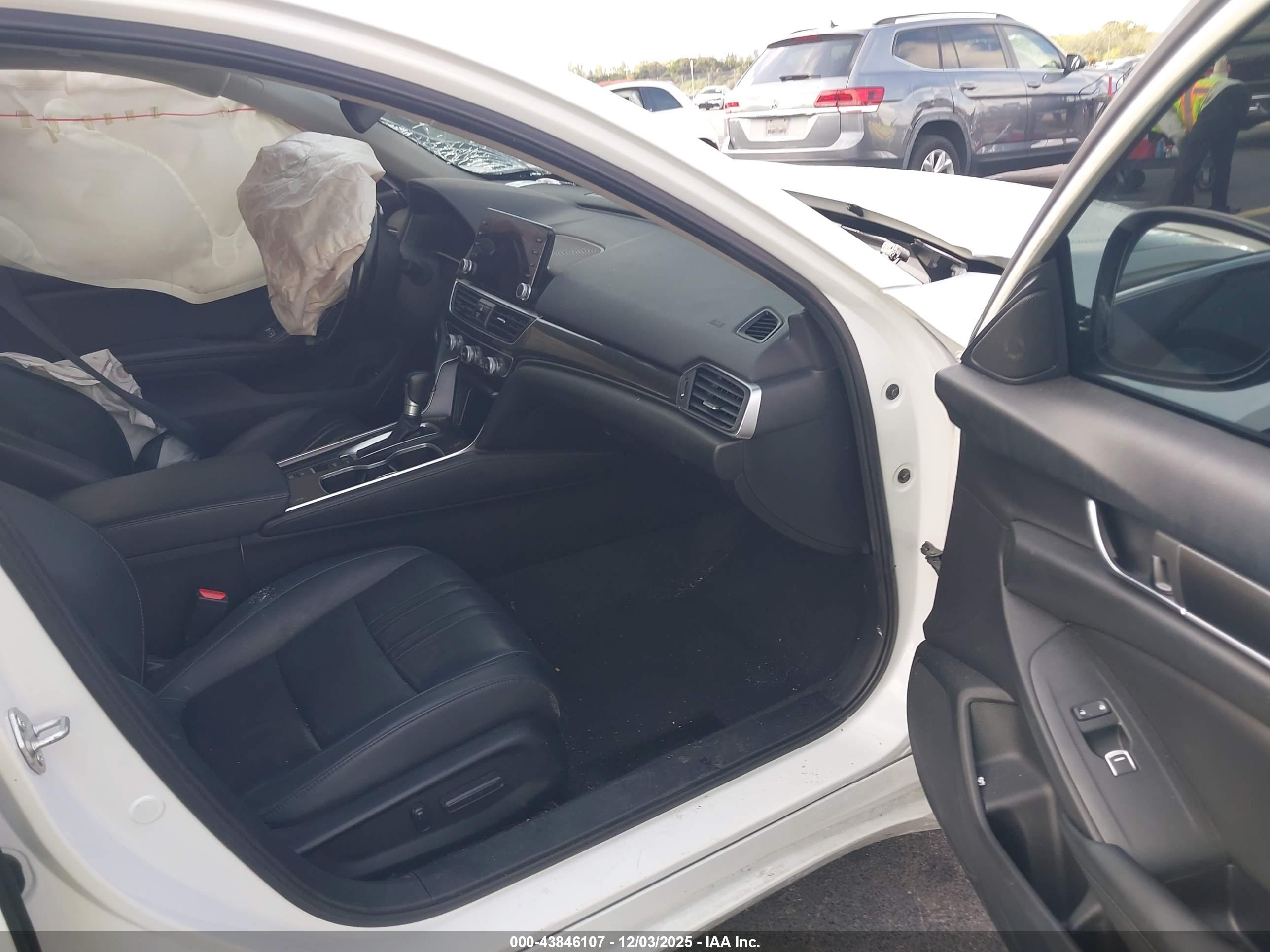 HONDA ACCORD image 5