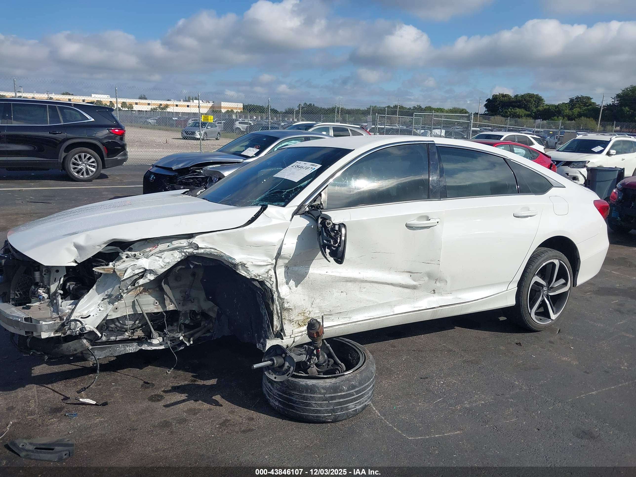HONDA ACCORD image 6