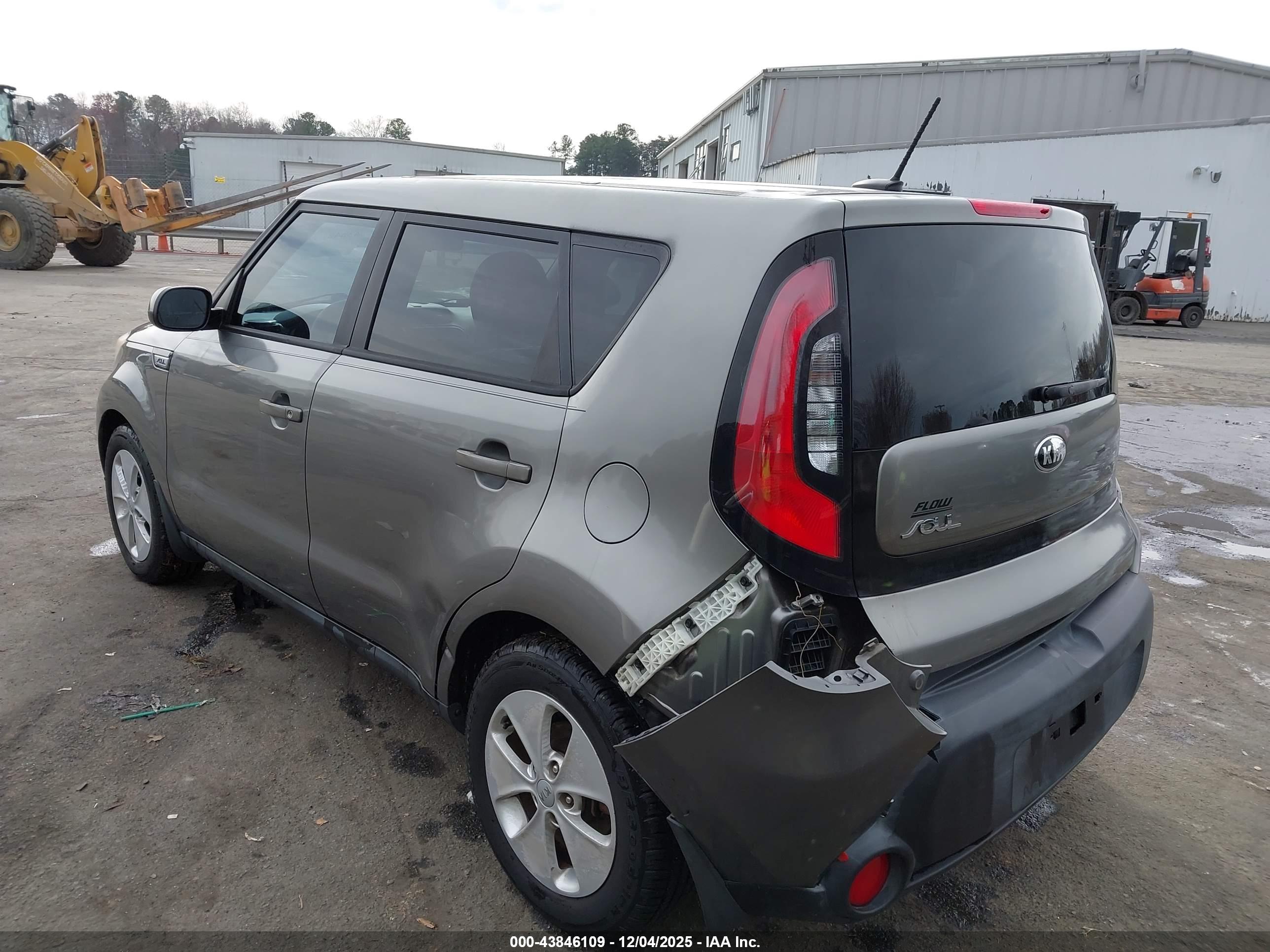 KIA SOUL image 3