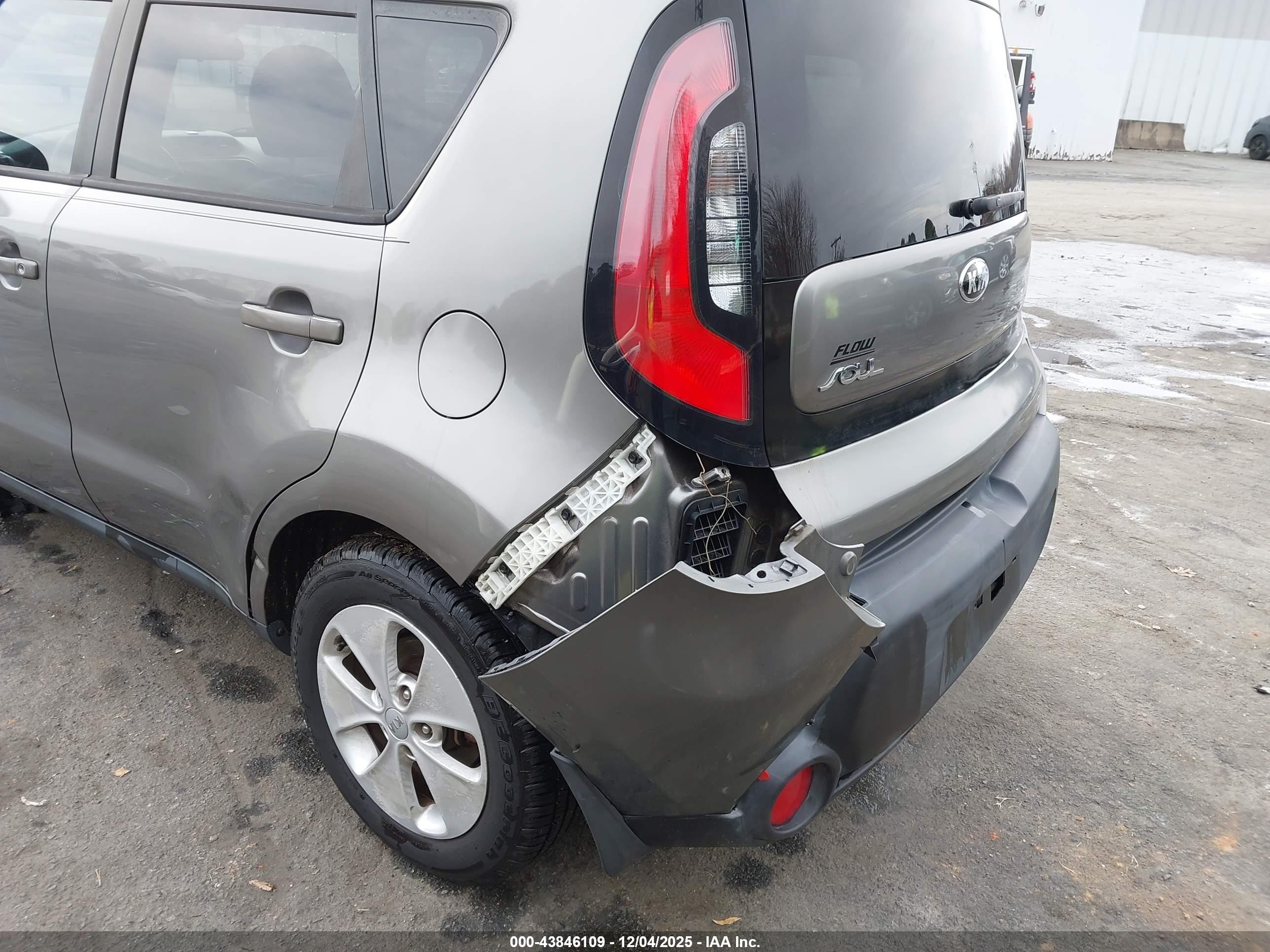 KIA SOUL image 6