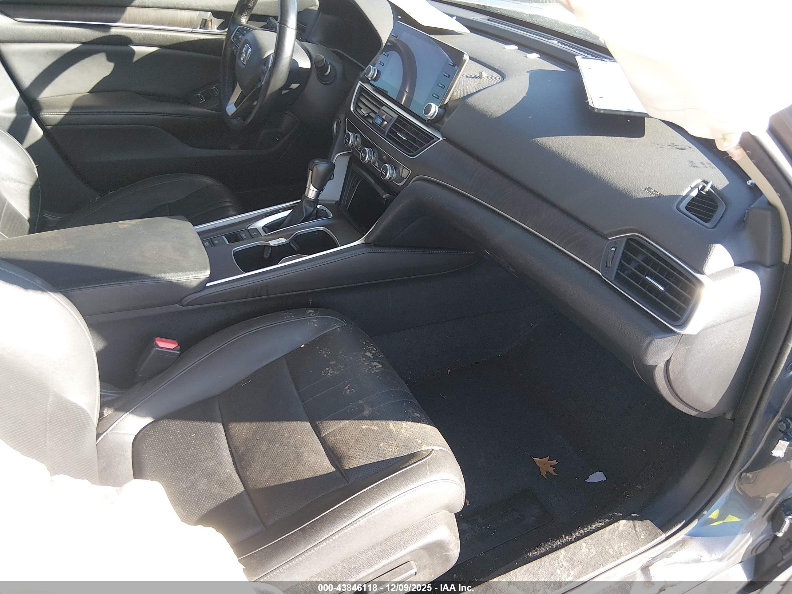 HONDA ACCORD image 5