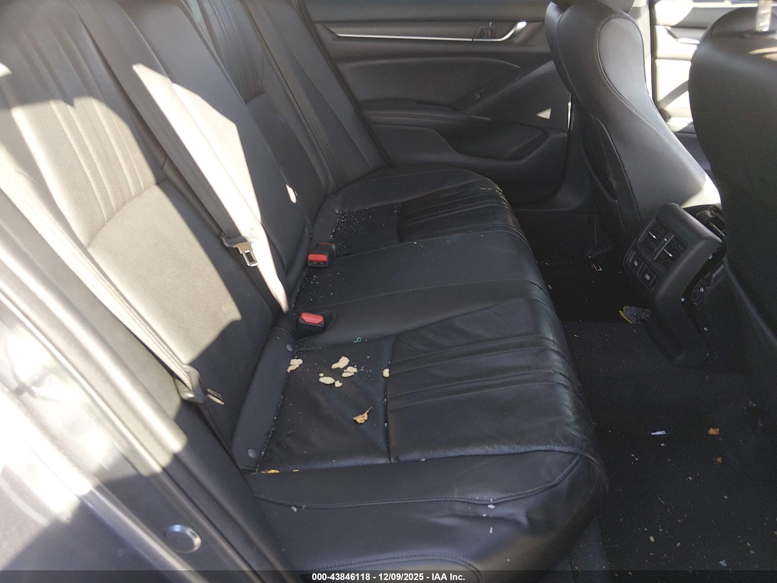 HONDA ACCORD image 8