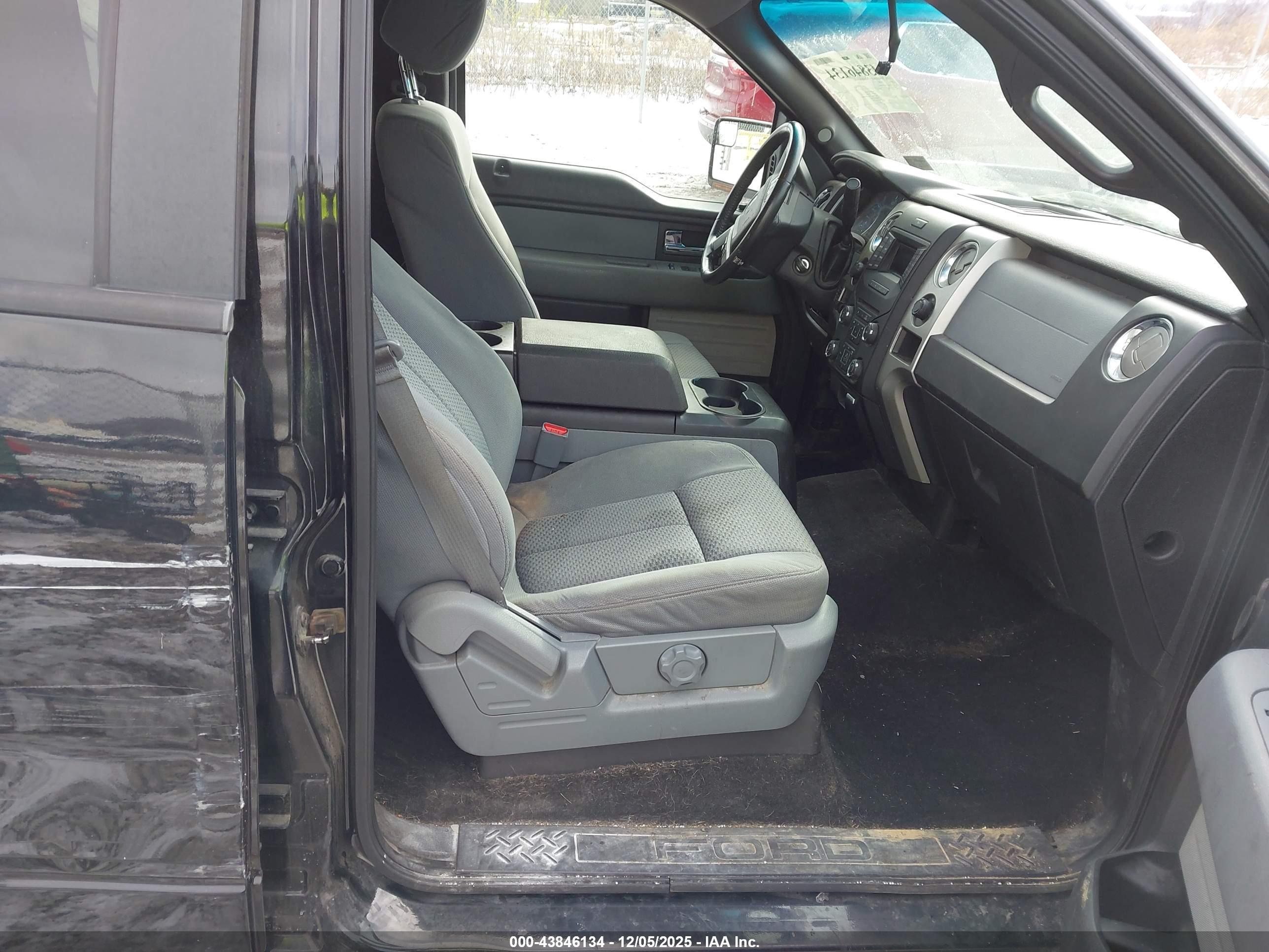 FORD F-150 image 5