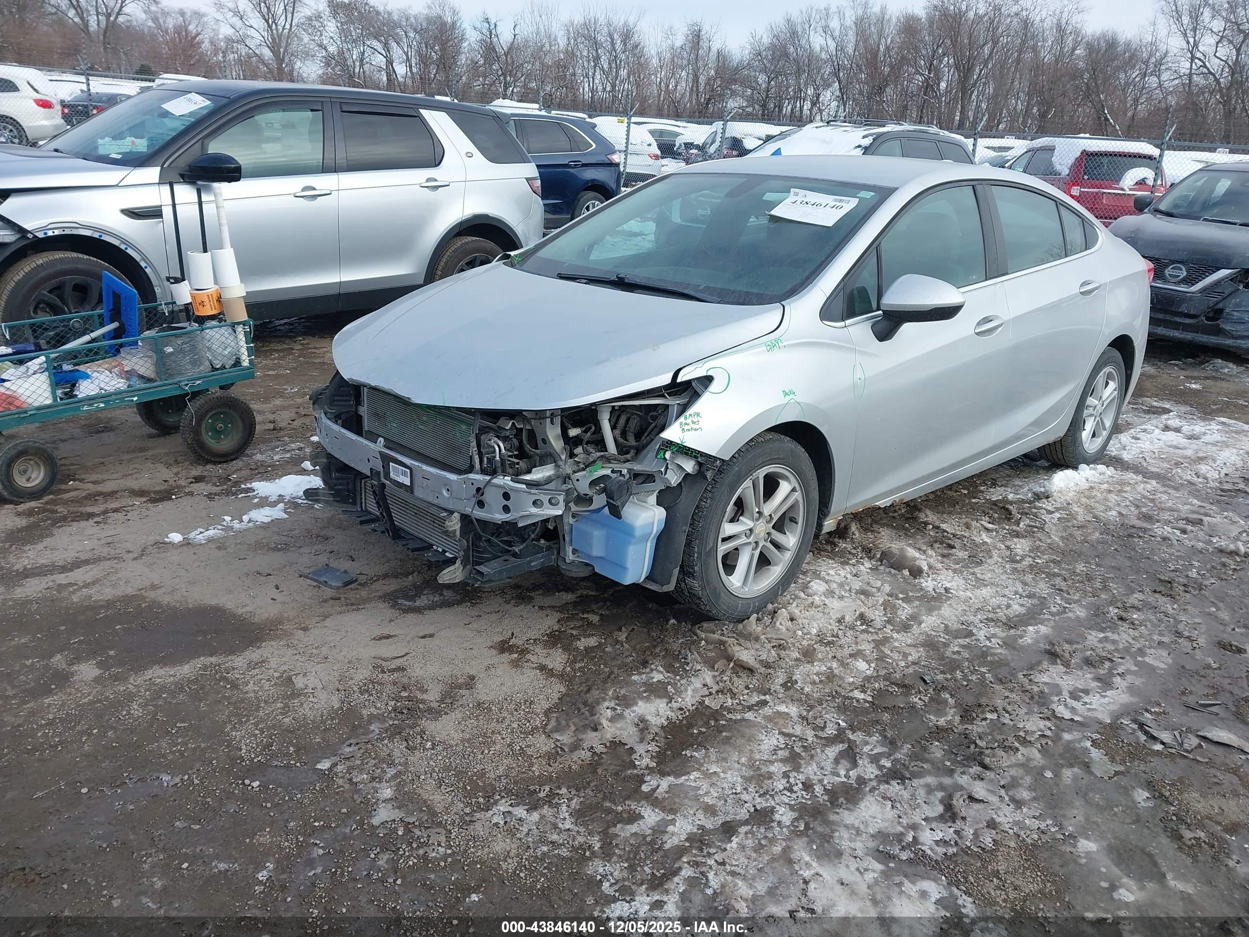 CHEVROLET CRUZE image 2