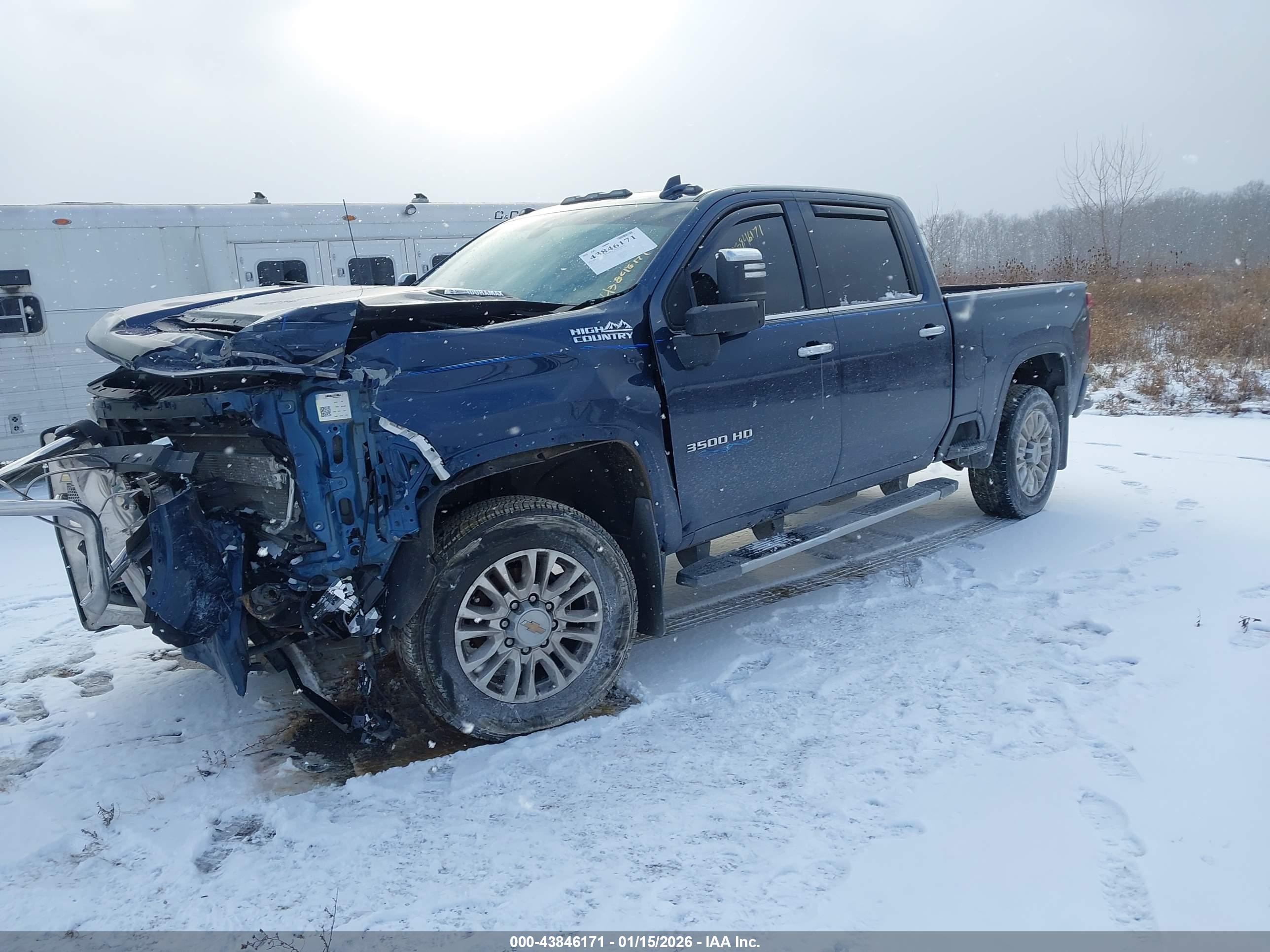 CHEVROLET SILVERADO image 2