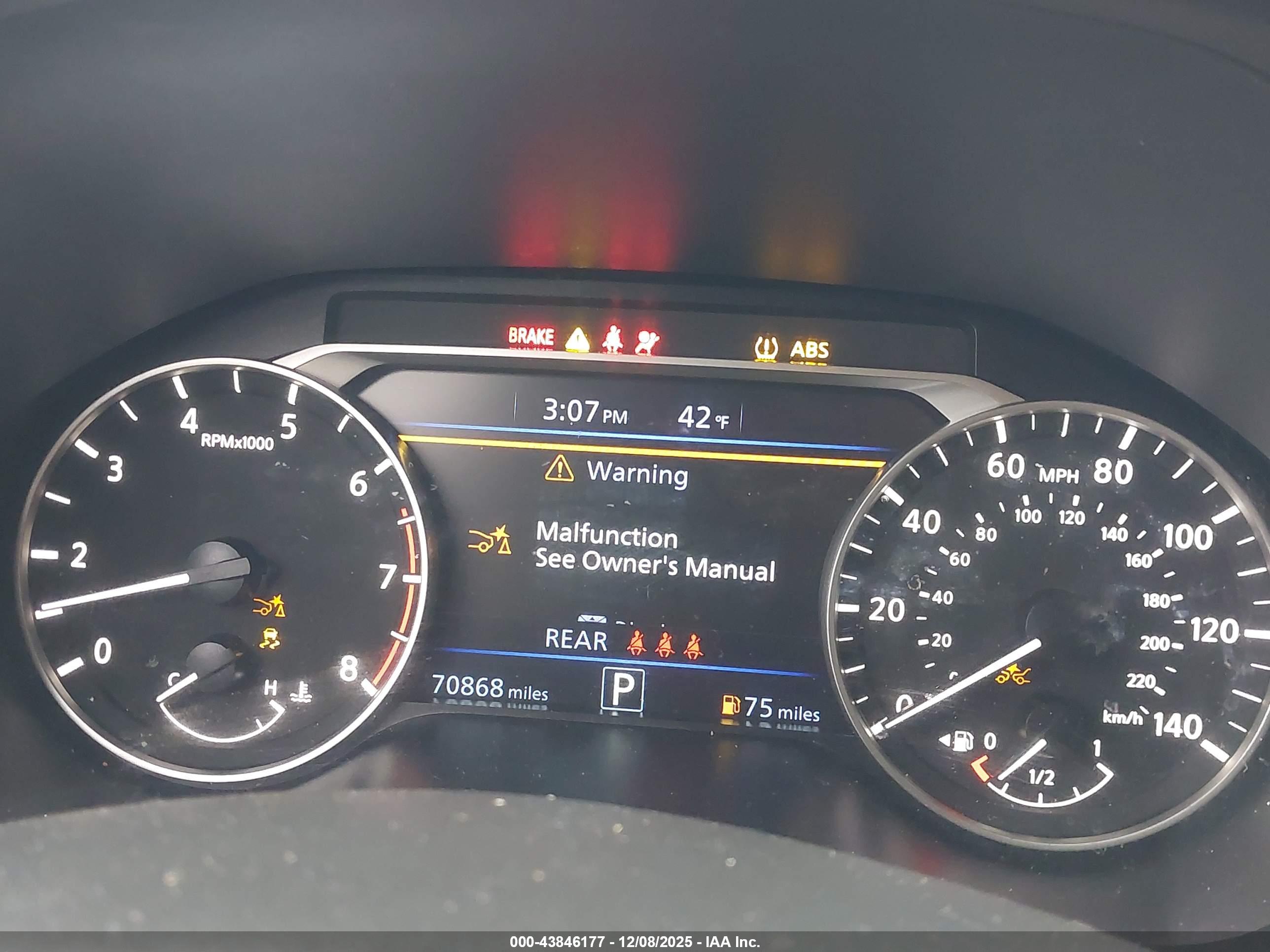 NISSAN ALTIMA image 7