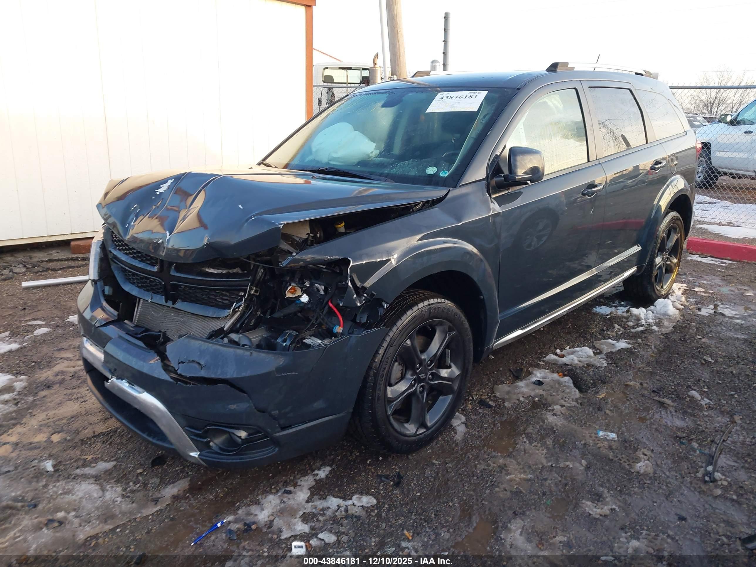 DODGE JOURNEY image 2