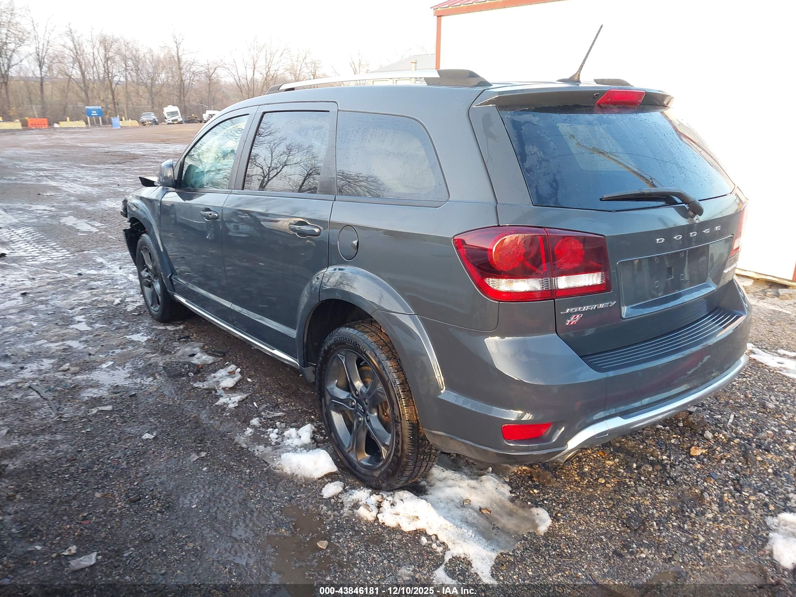 DODGE JOURNEY image 3