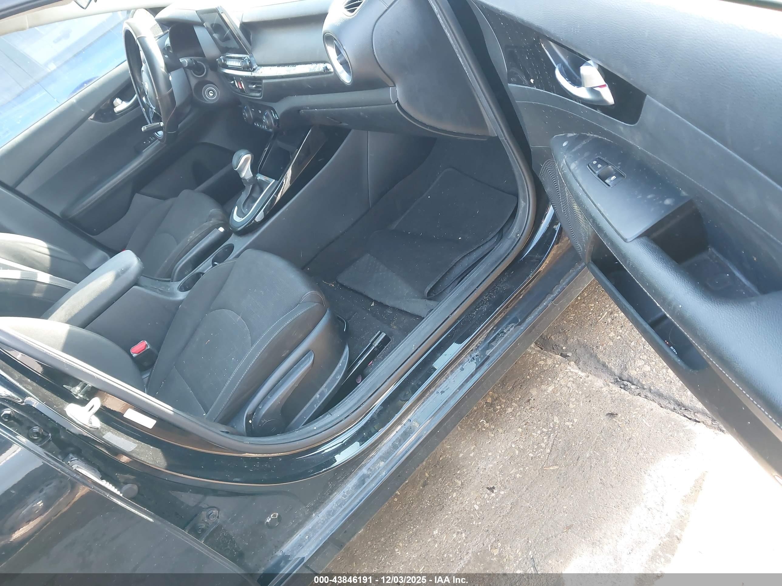 KIA FORTE image 5
